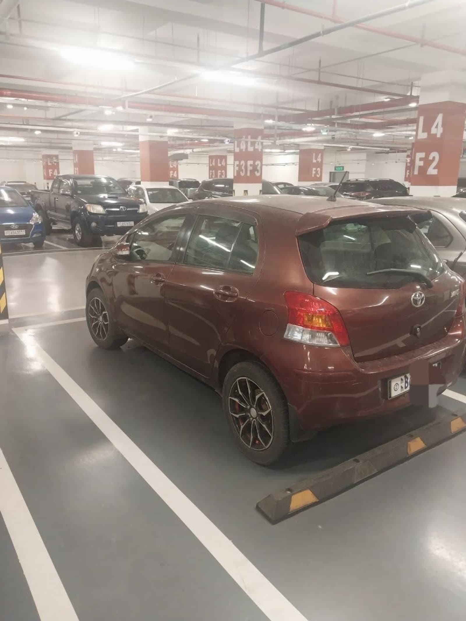 2010 Toyota Yaris — photo 6