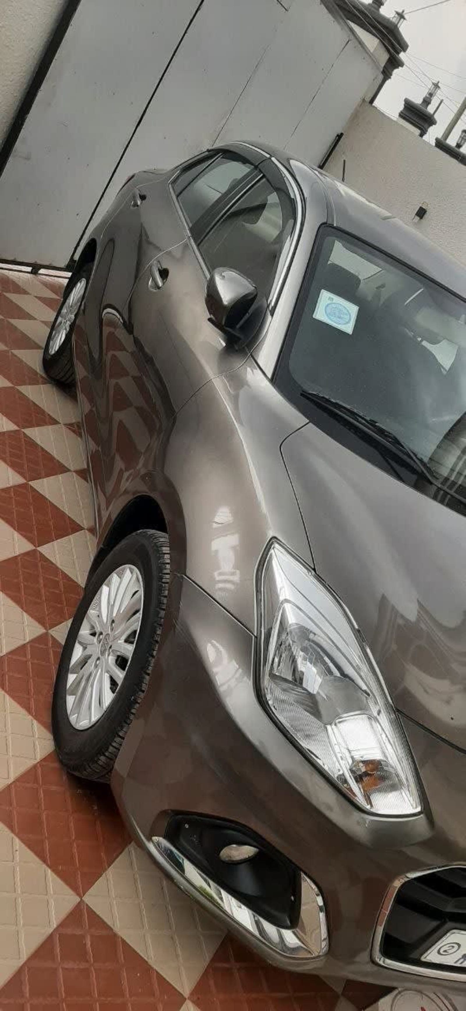 2022 Suzuki Dzire โ photo 1
