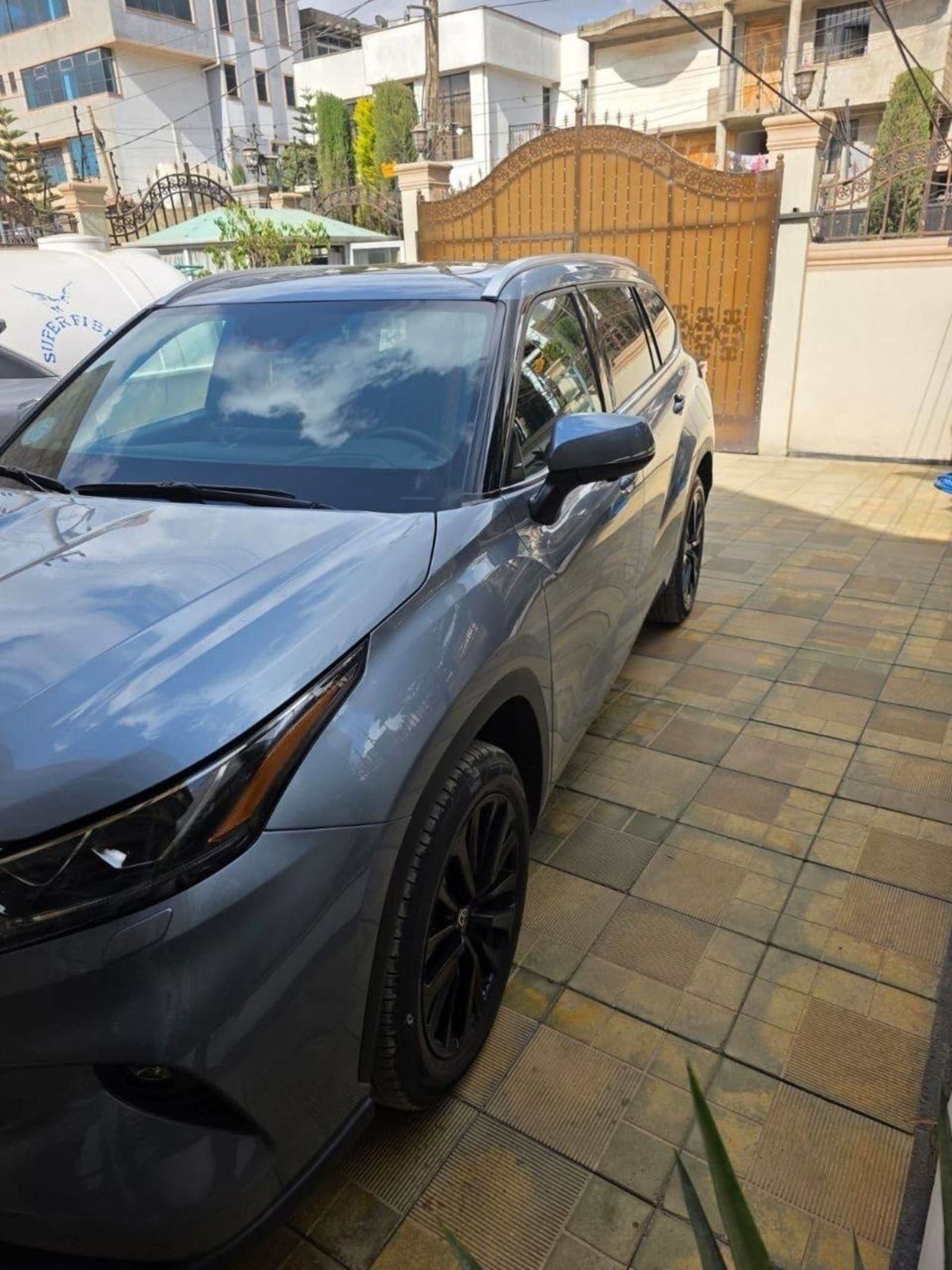 2023 Toyota Highlander Hybrid — photo 4