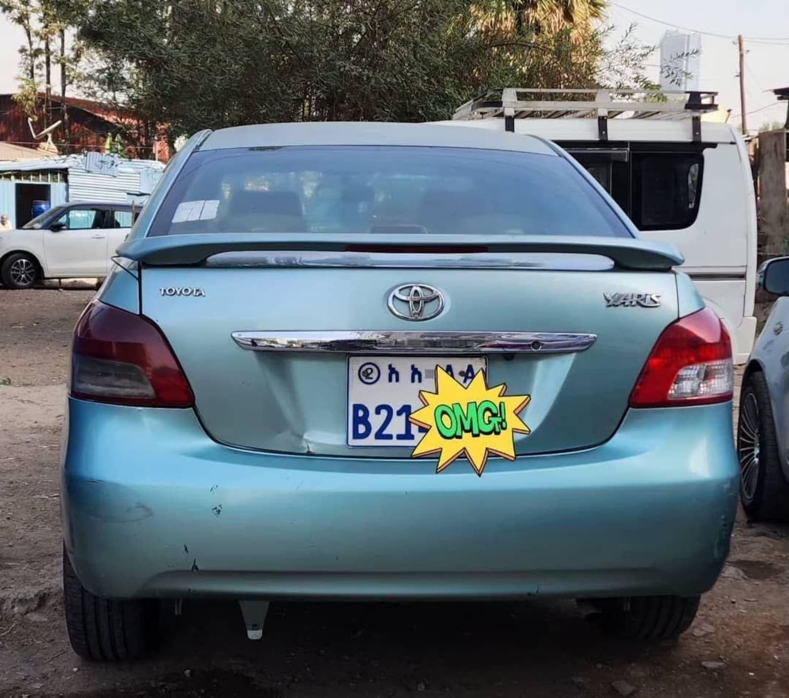 2010 Toyota Yaris Belta — photo 3