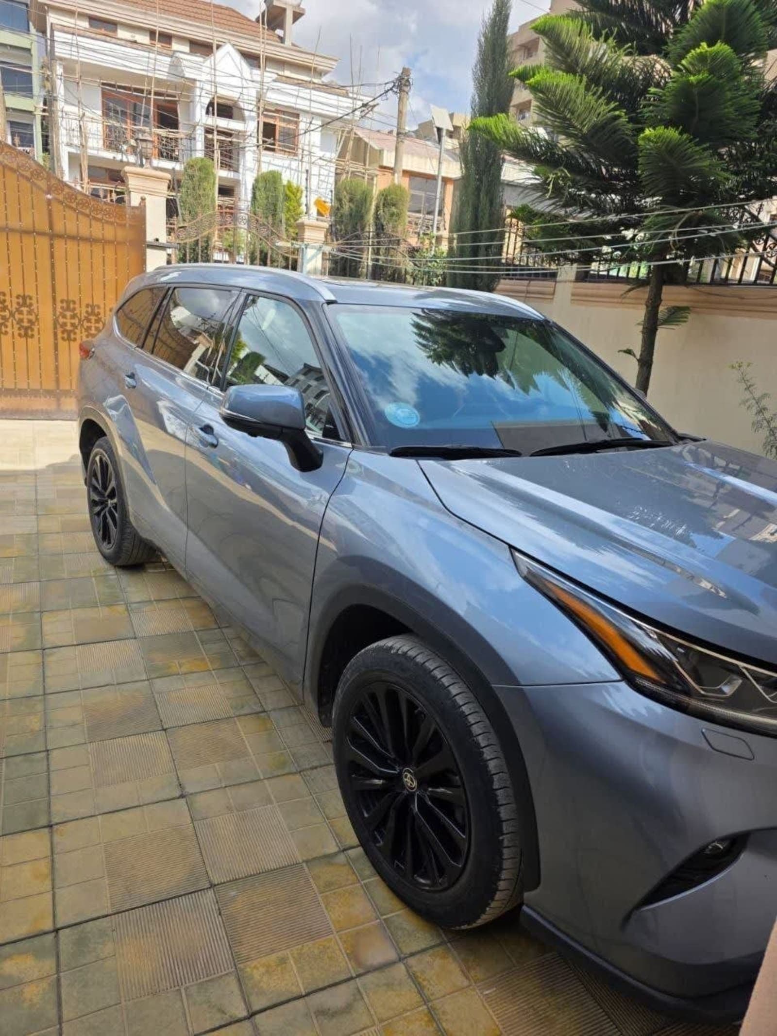 2023 Toyota Highlander Hybrid — photo 3
