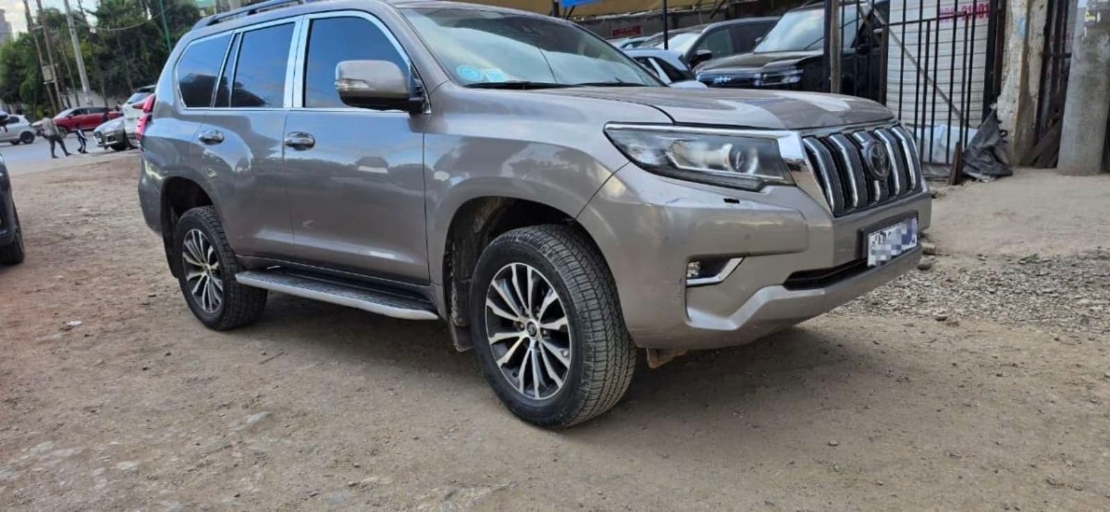 2021 Toyota Landcruiser Prado — photo 4