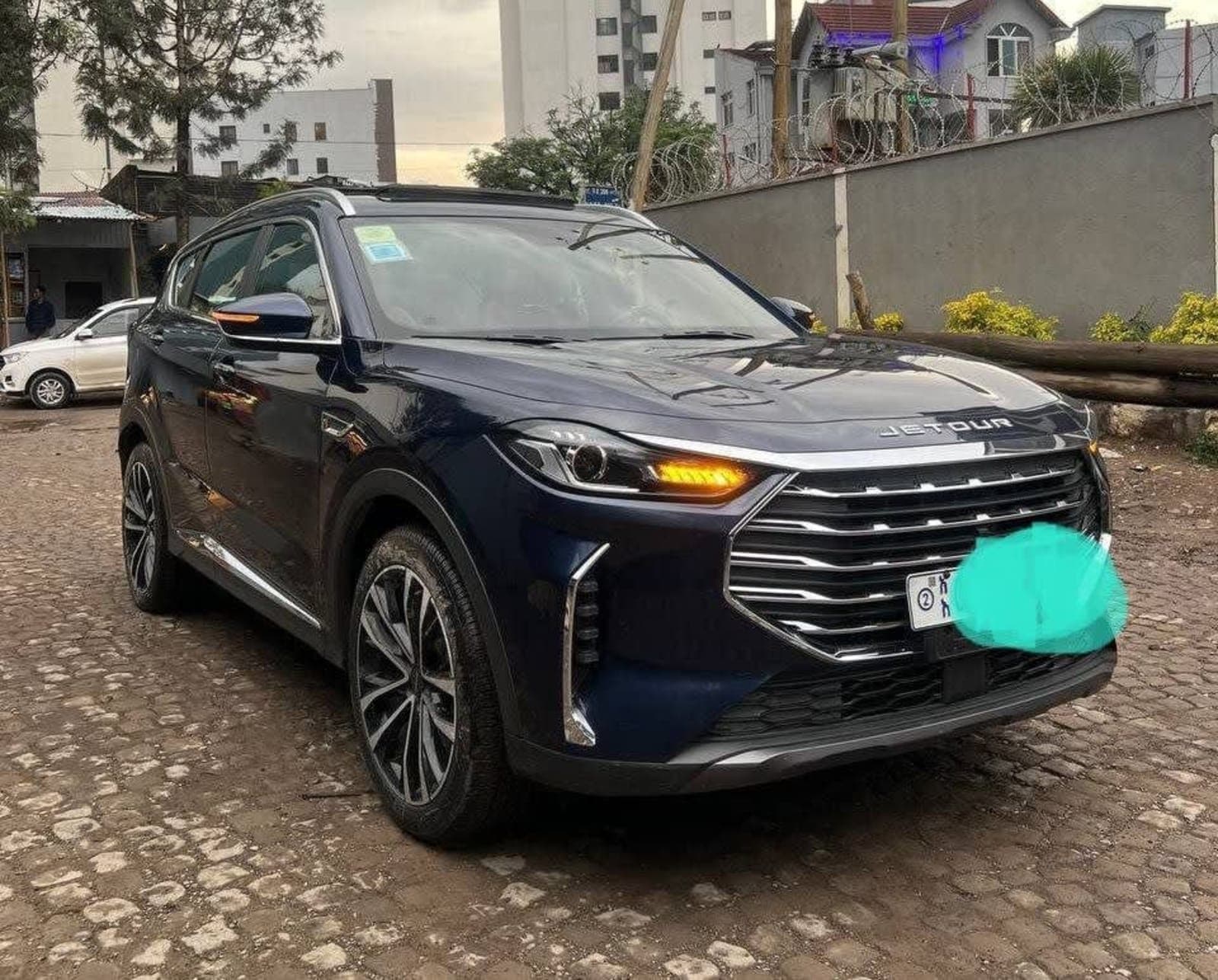 2022 JeTour X70 Plus — photo 2