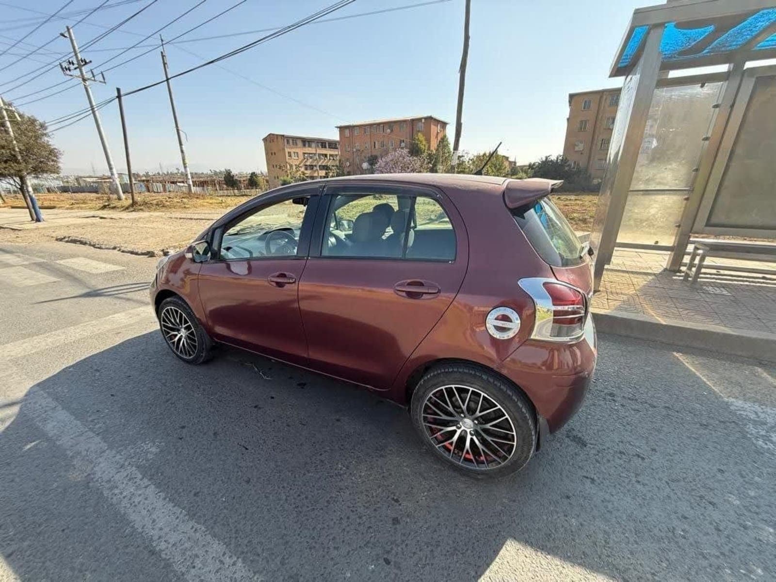 2010 Toyota Compact Yaris — photo 3