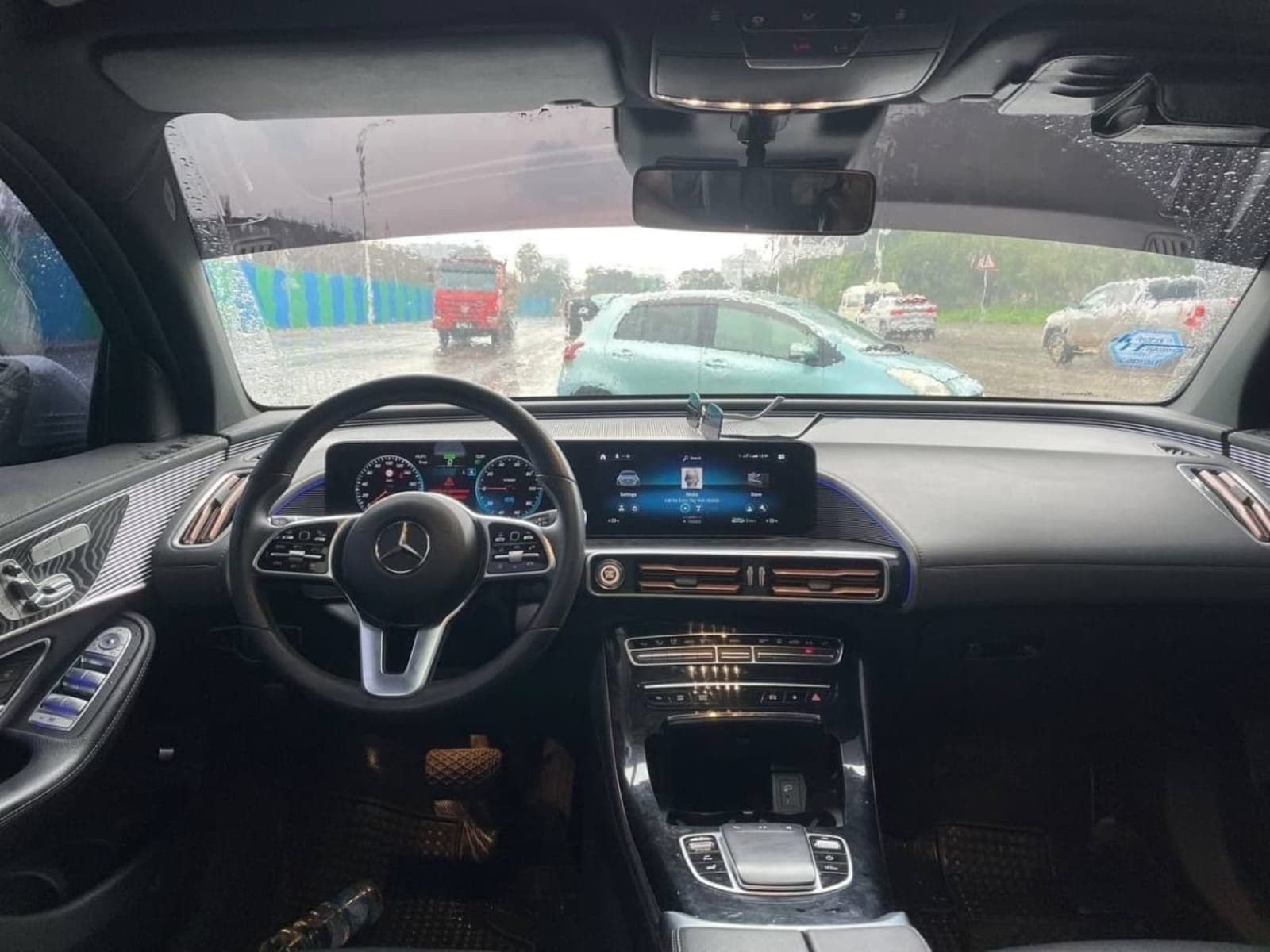 2023 MERCEDES-BENZ EQC 400 4Matic EV — photo 6