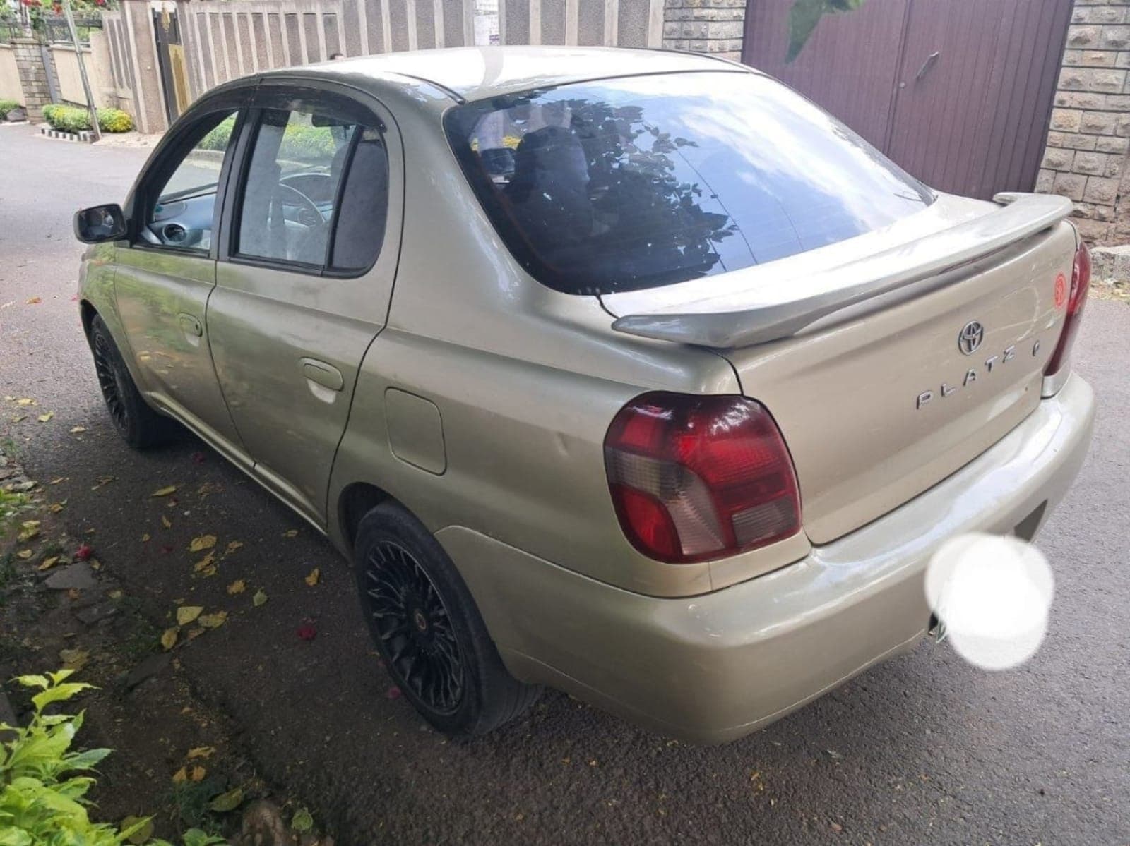 2001 Toyota Platez — photo 1