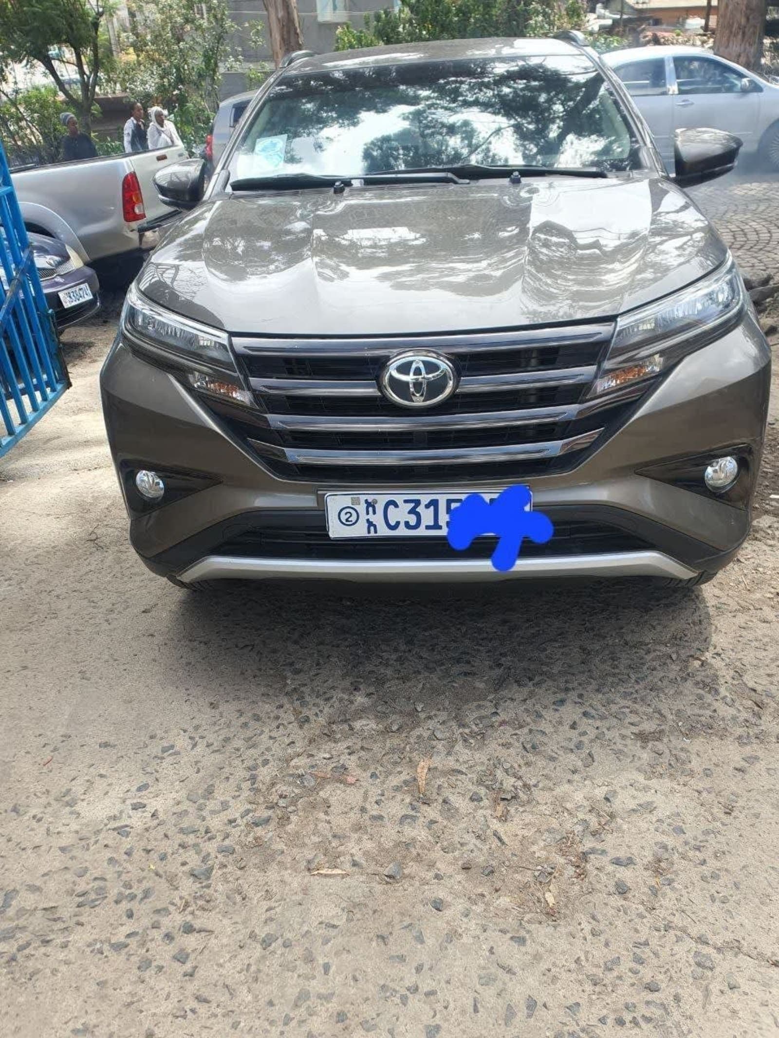 2022 Toyota Rush (S) — photo 4