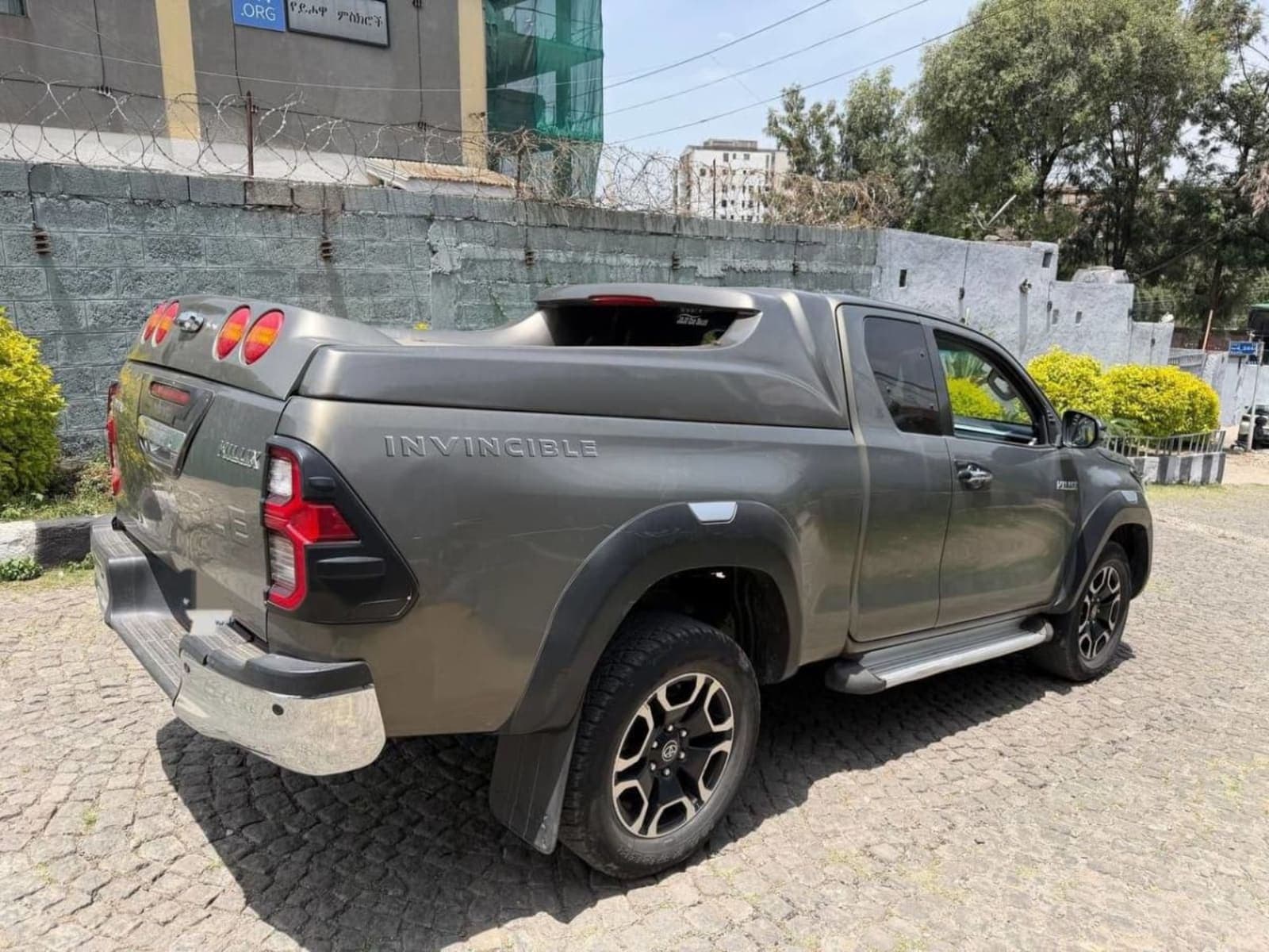 2021 Toyota Hilux Invincible X-Cab — photo 1