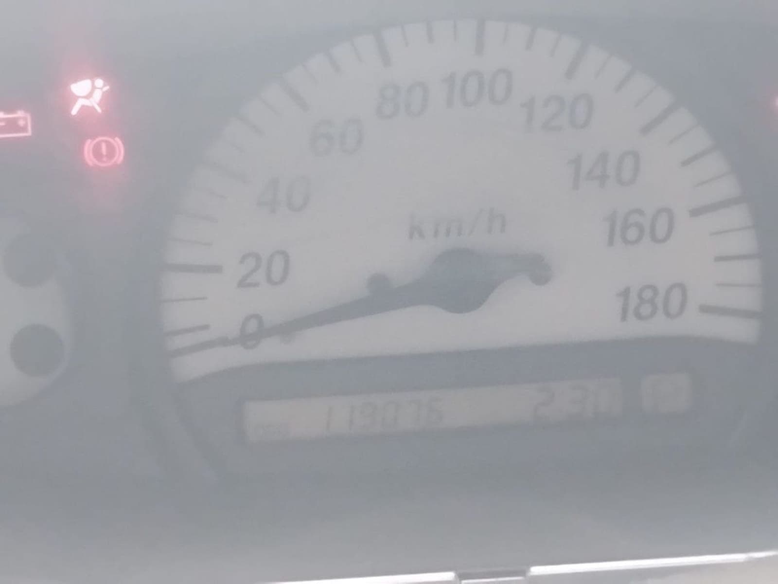 2005 Toyota Platz — photo 5