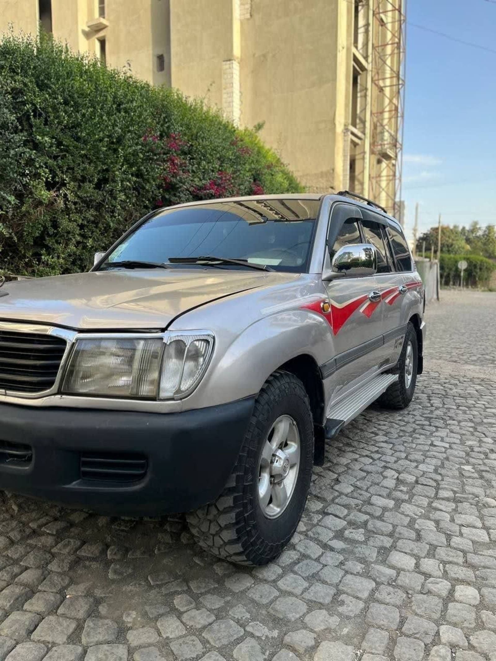 2000 Toyota Landcruiser 105 — photo 6