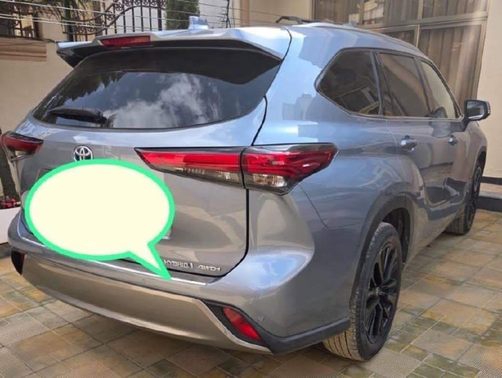 2023 Toyota Highlander — photo 2