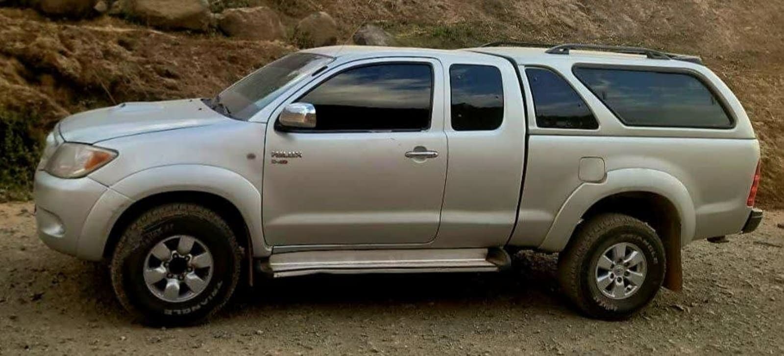 2008 Toyota Hilux — photo 2