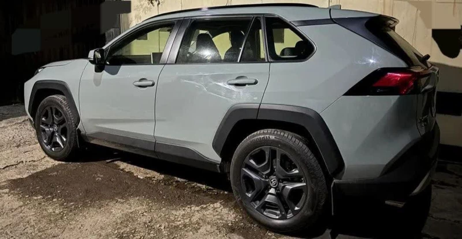 2023 Toyota Rav4 — photo 3