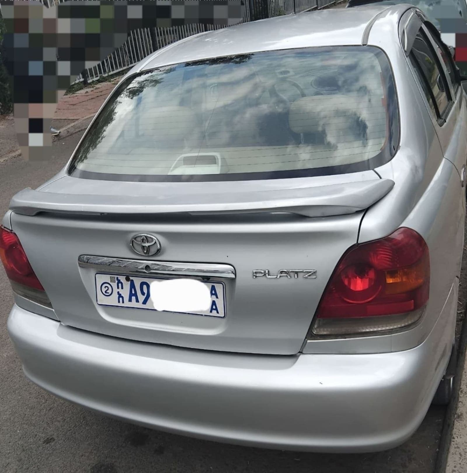 2005 Toyota Platz — photo 5