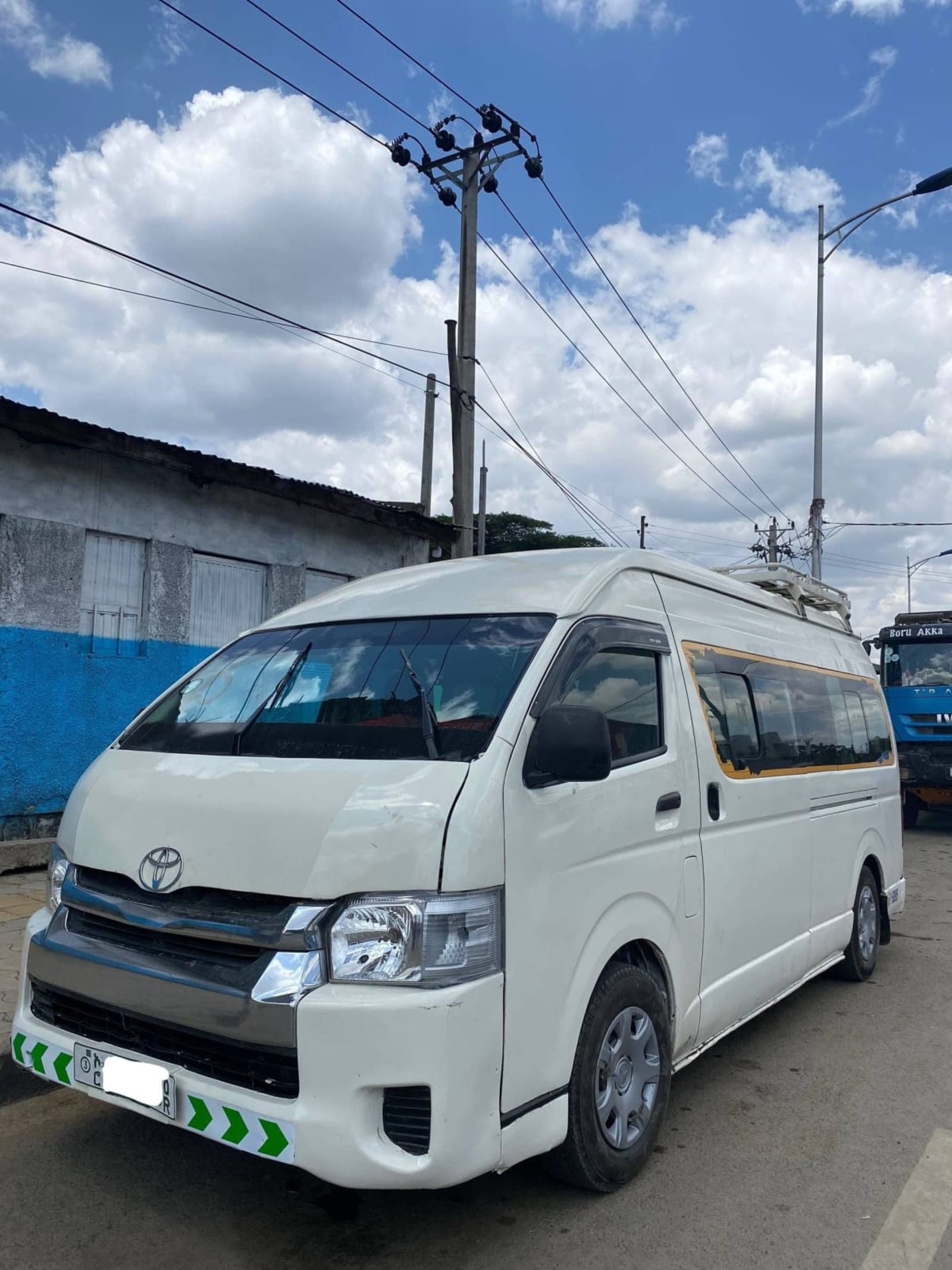 2009 Toyota Highroof — photo 8