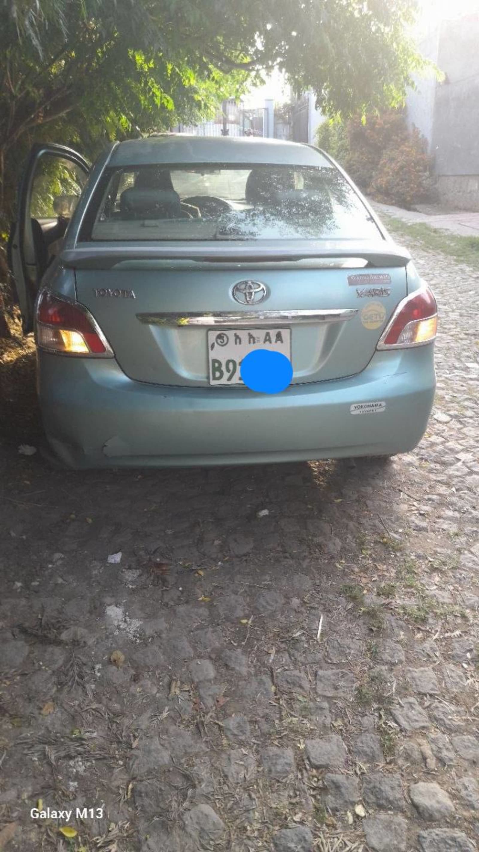 2009 Toyota Yaris — photo 1