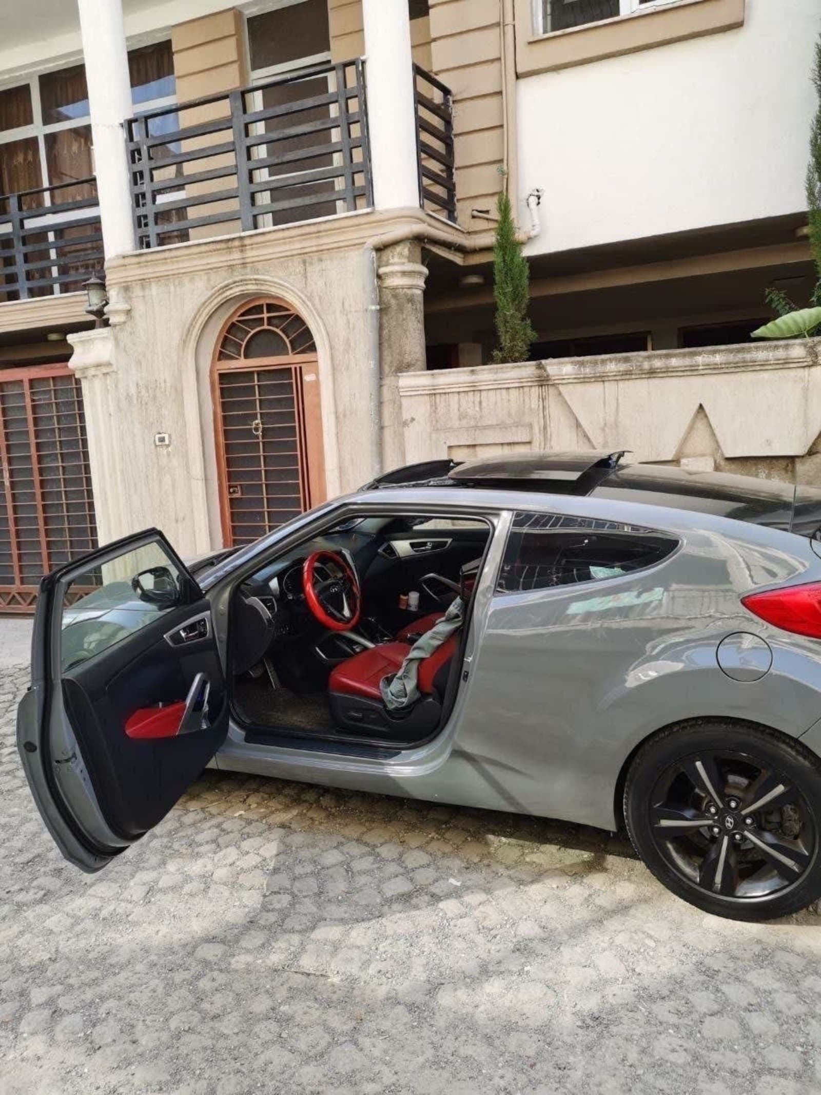 2014 Hyundai Veloster — photo 7