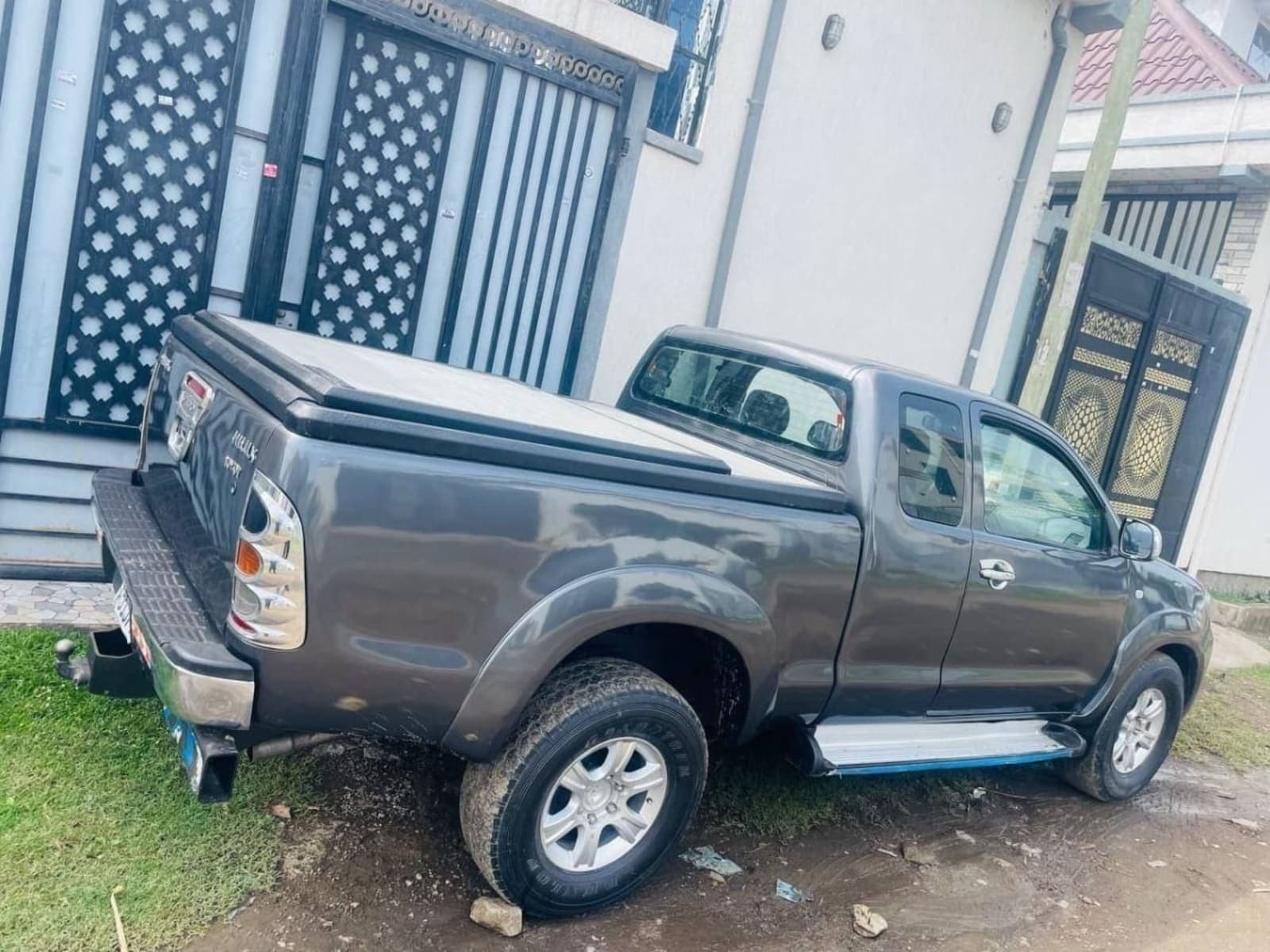 2011 Toyota Hilux