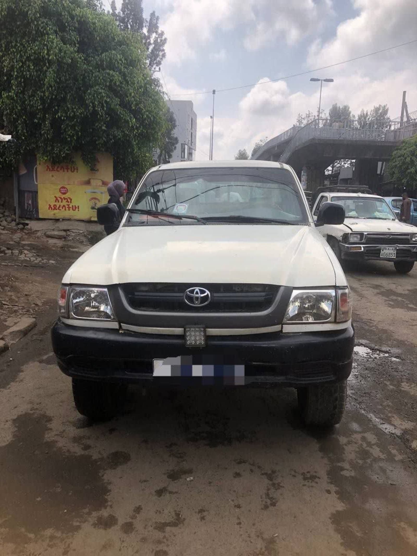 2000 Toyota 3L double cab — photo 3