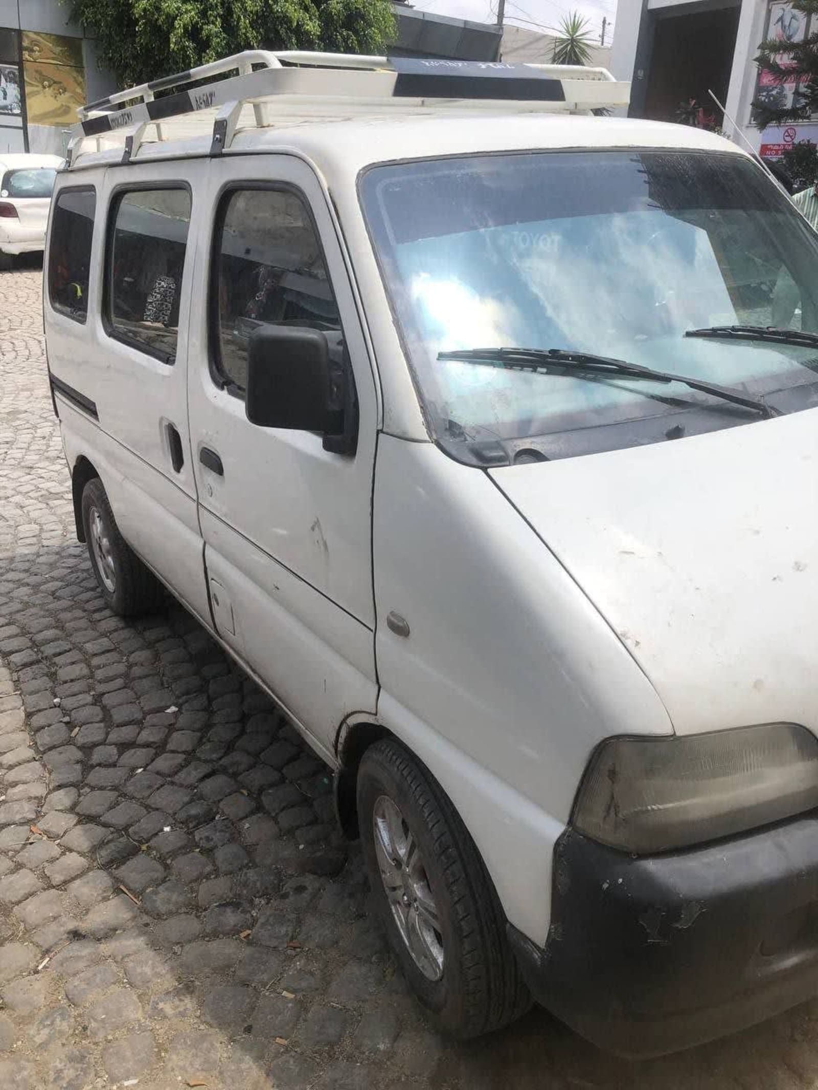 2001 Suzuki Carry — photo 4