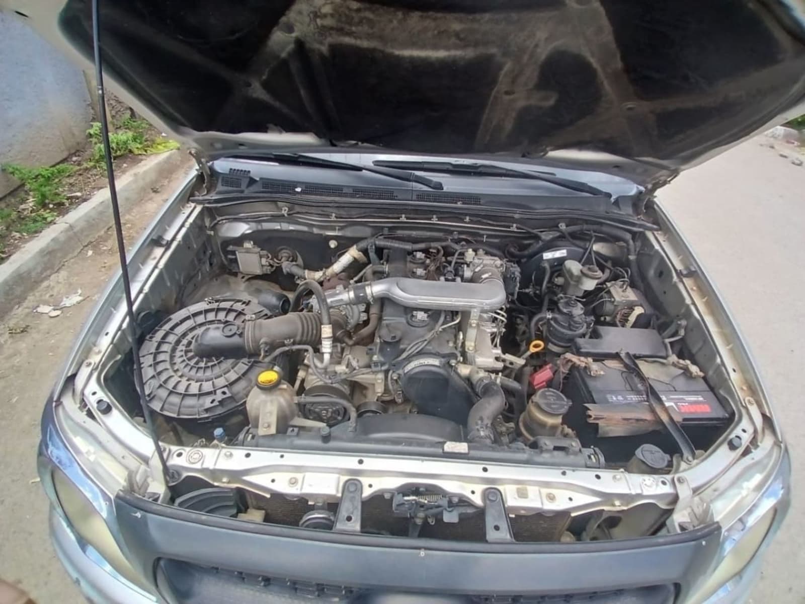 2011 Toyota Hilux Duble — photo 2