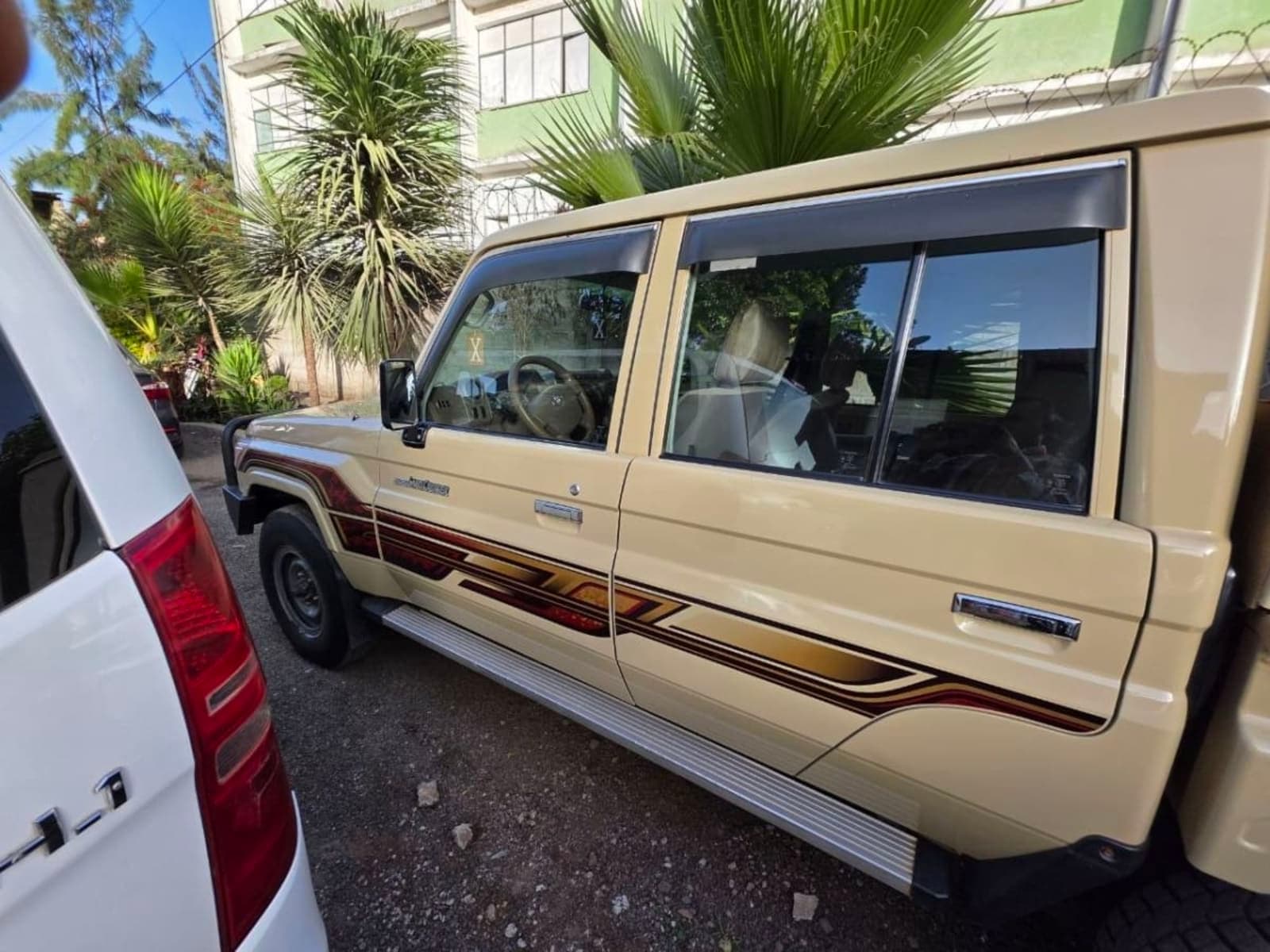 2021 Toyota Landcruiser Double Cab — photo 5