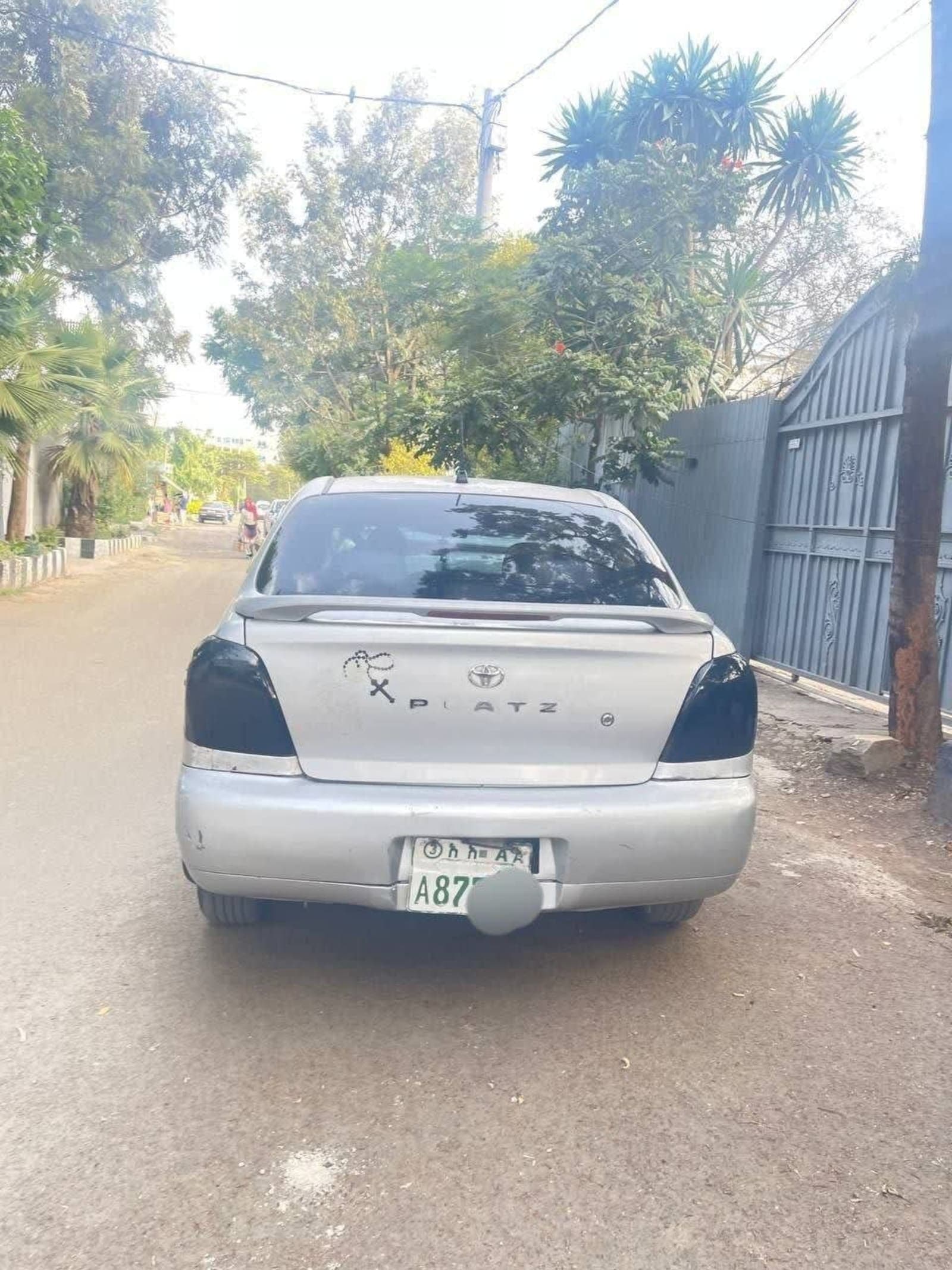 2001 Toyota Platz — photo 3