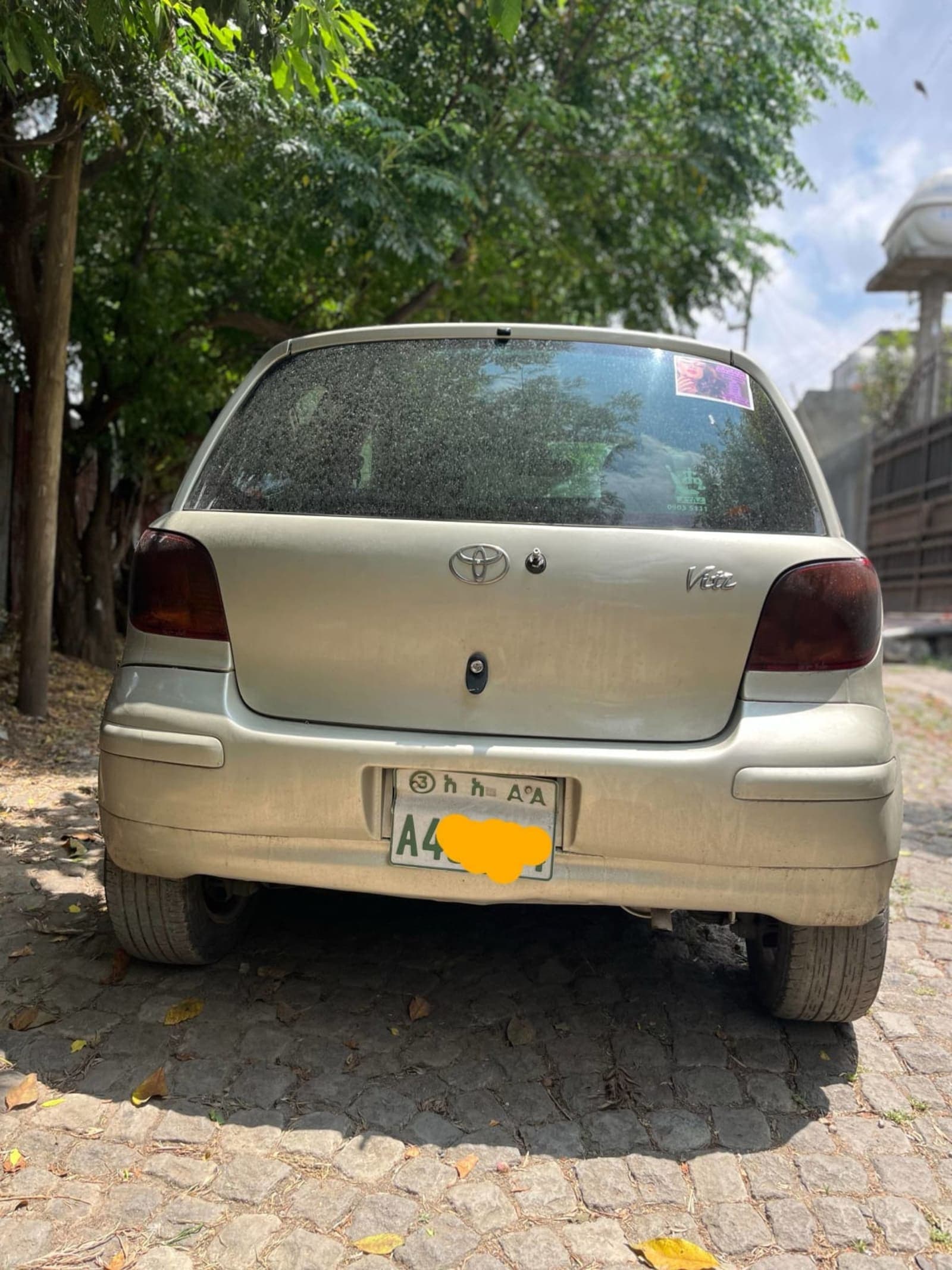 2002 Toyota Vitz — photo 4