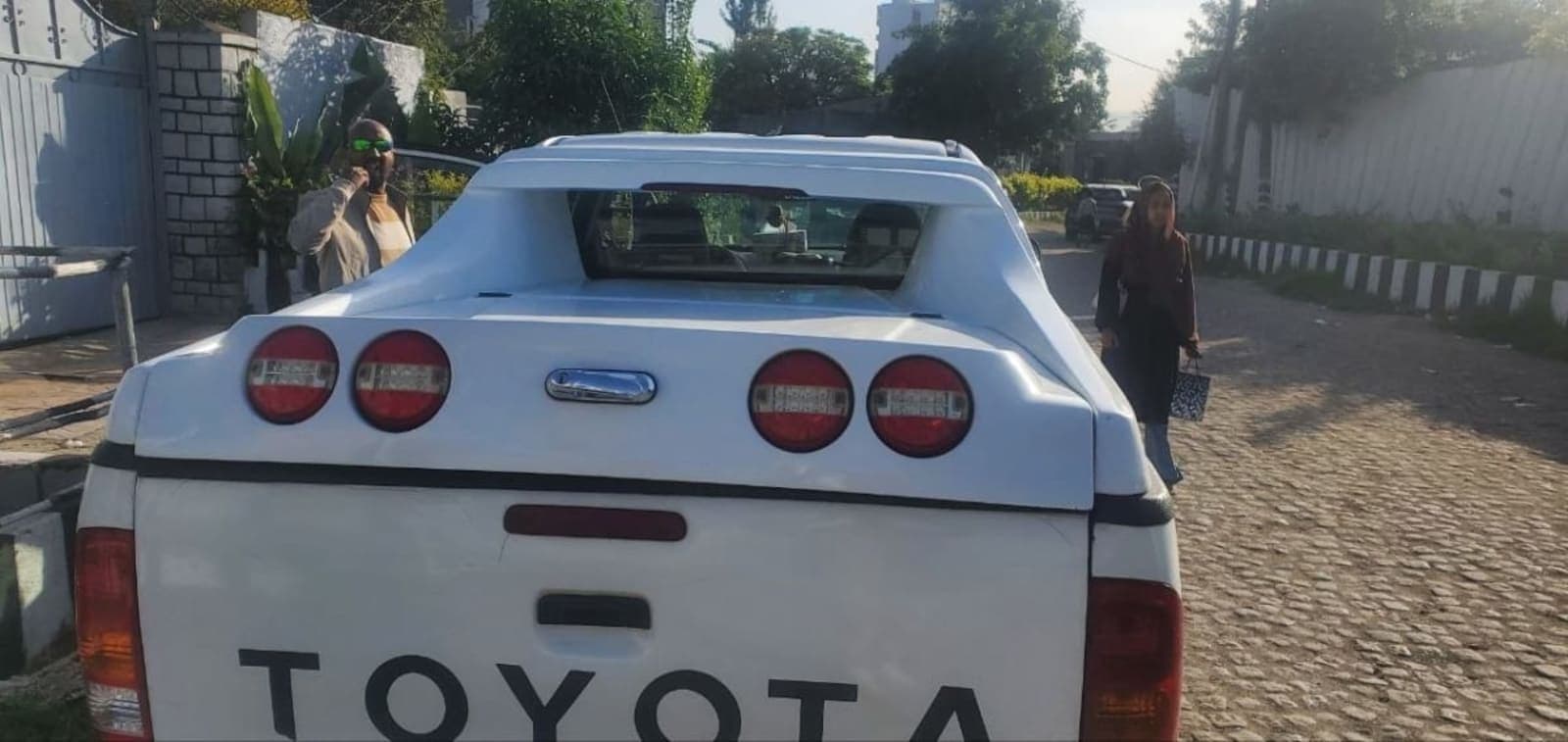 2007 TOYOTA HILUX Double-Cab — photo 3