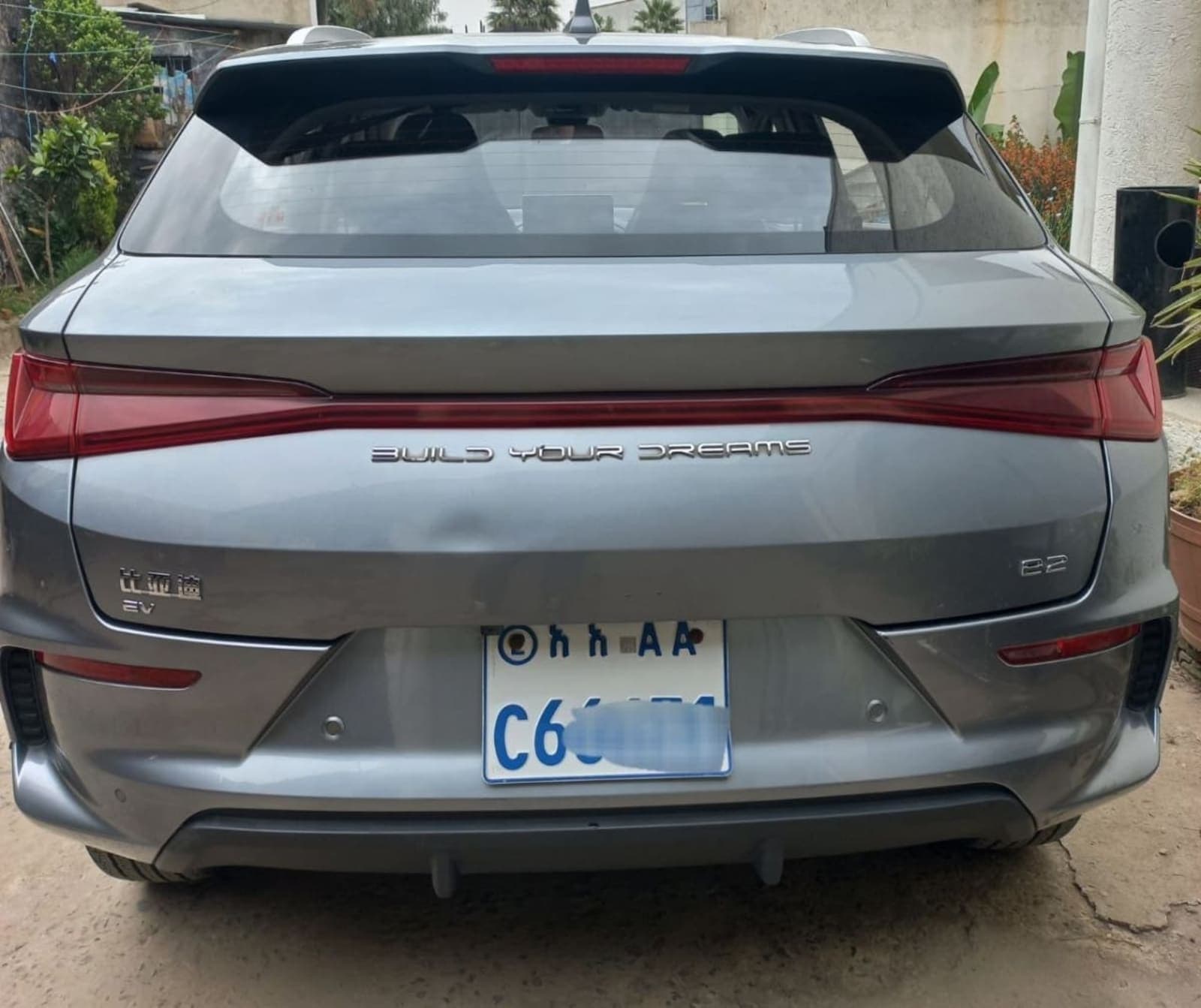 2025 BYD e2 — photo 3