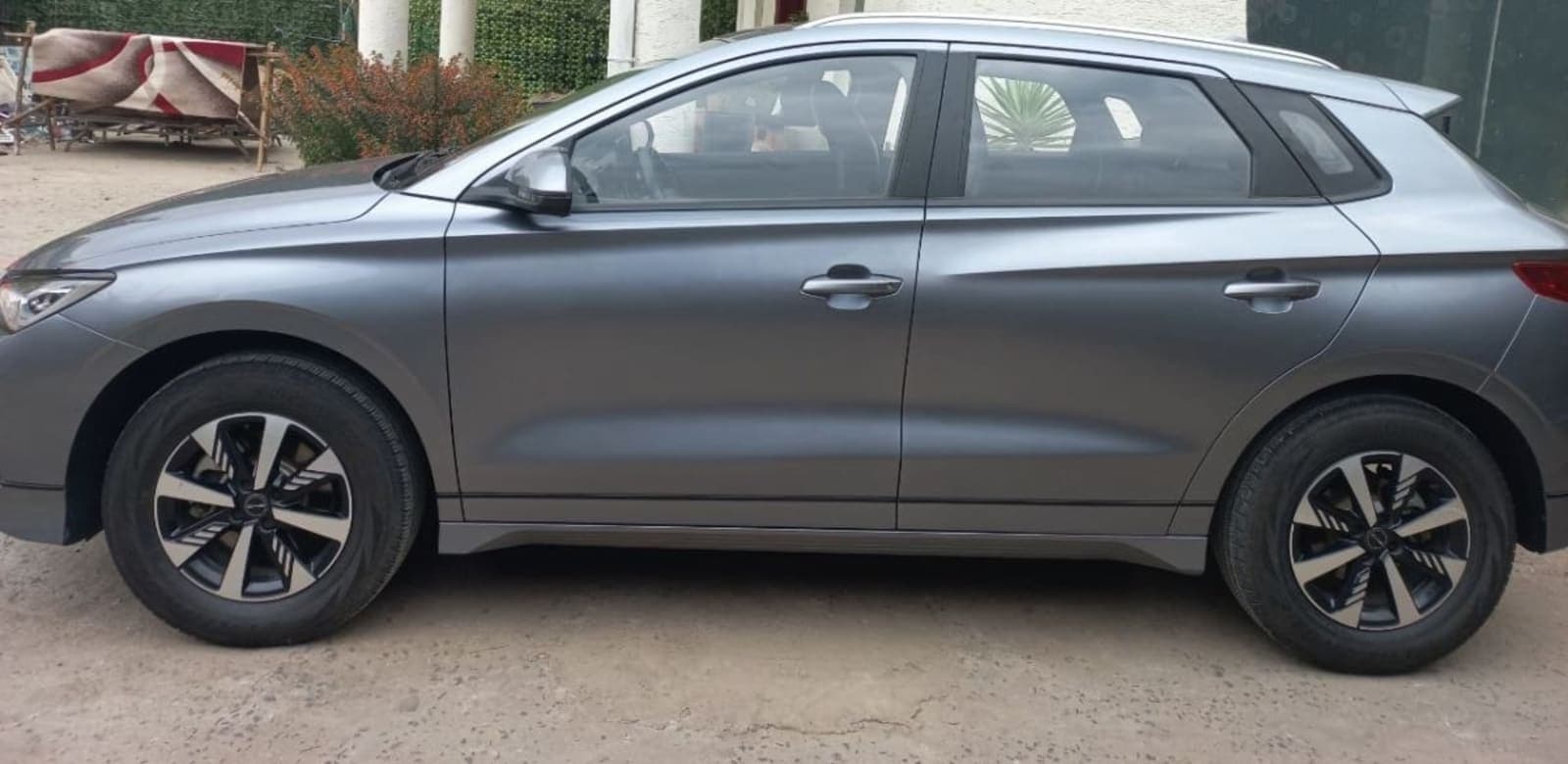2025 BYD e2 — photo 4