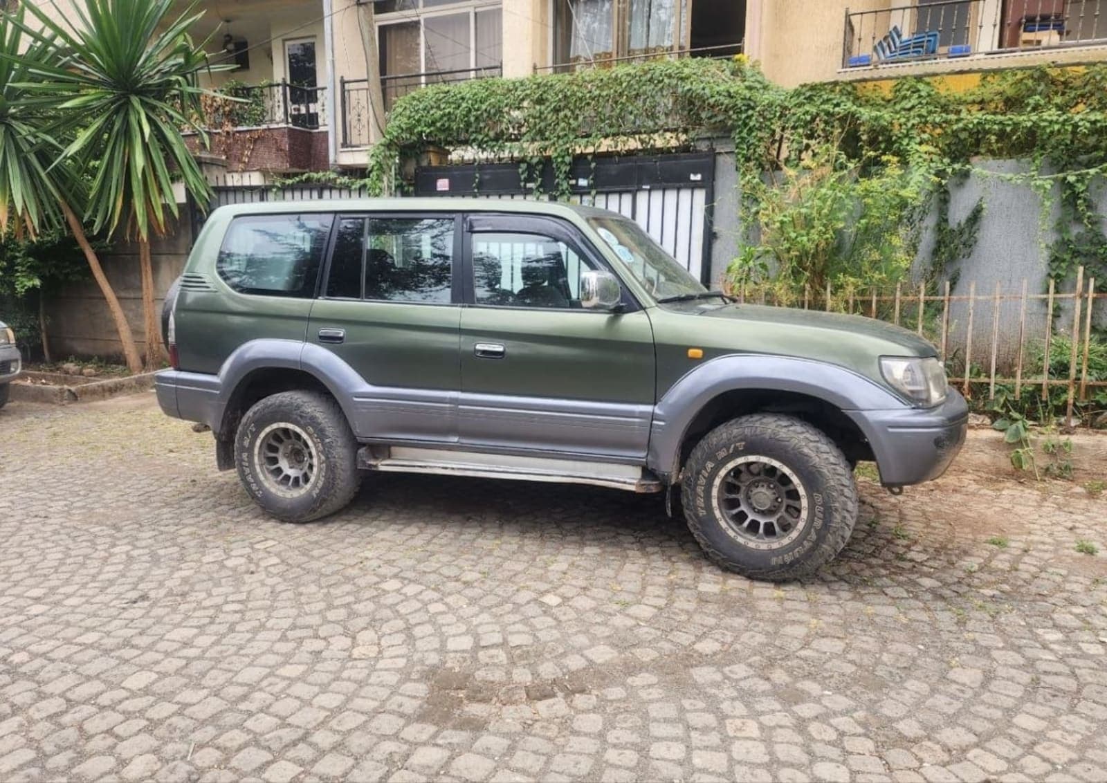 1999 Toyota Prado — photo 3