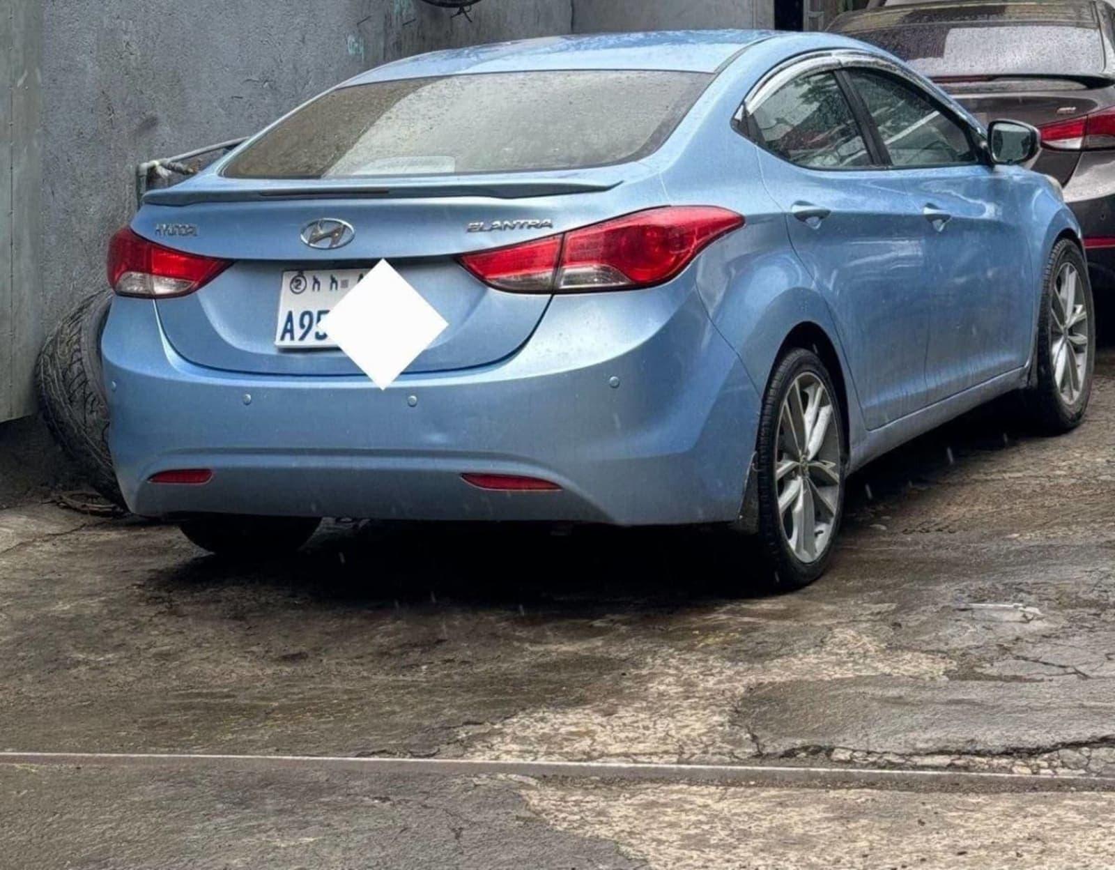 2013 Hyundai Avante โ photo 1