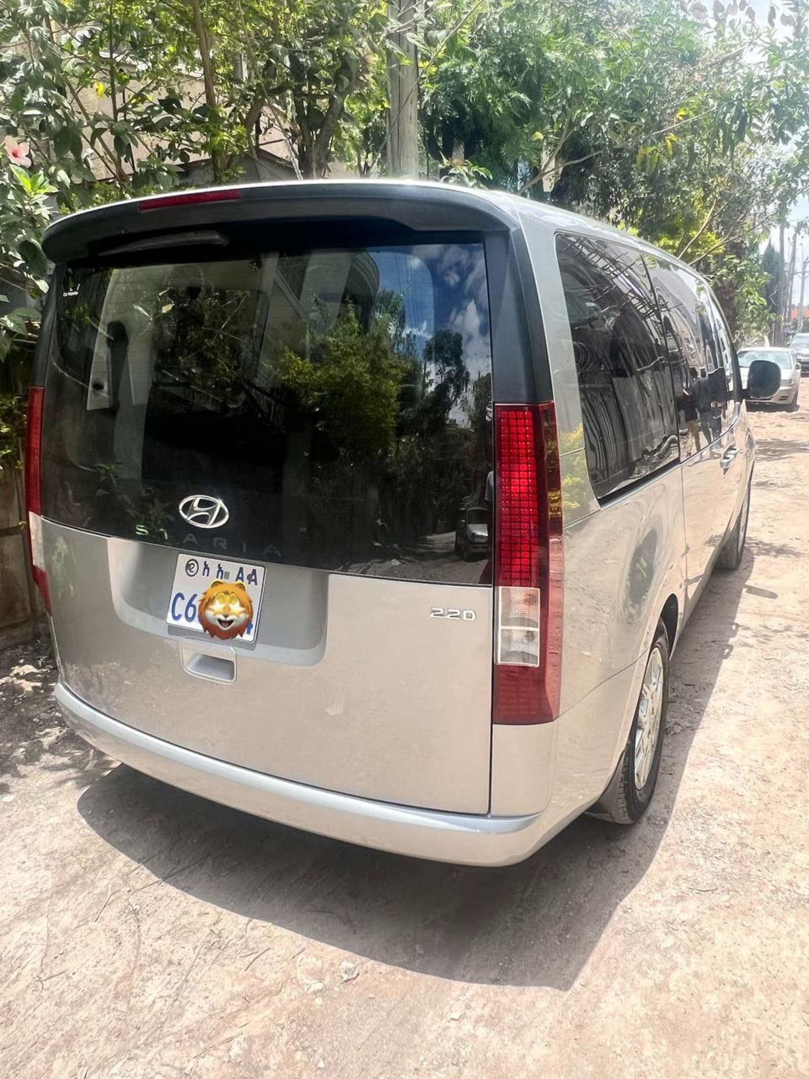 2023 Hyundai Staria