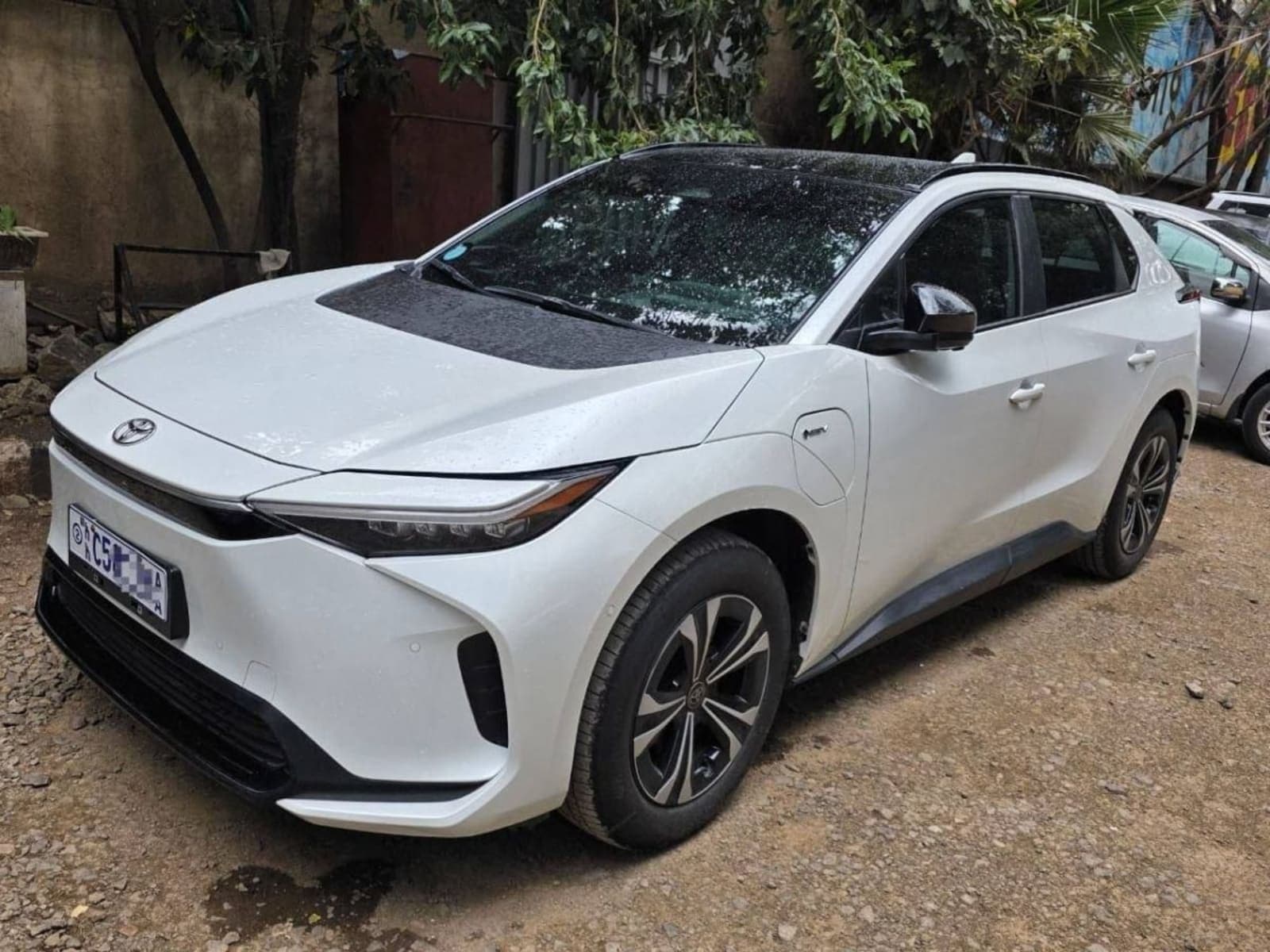 2024 Toyota BZ4X EV — photo 5