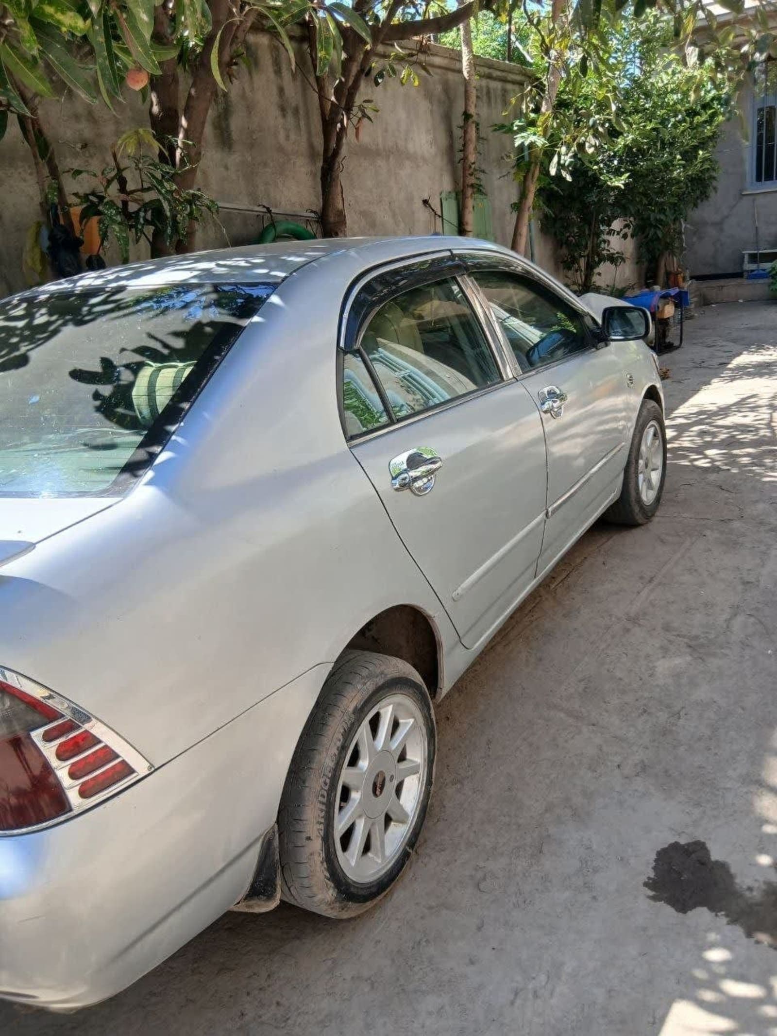 2006 Toyota Corolla — photo 1