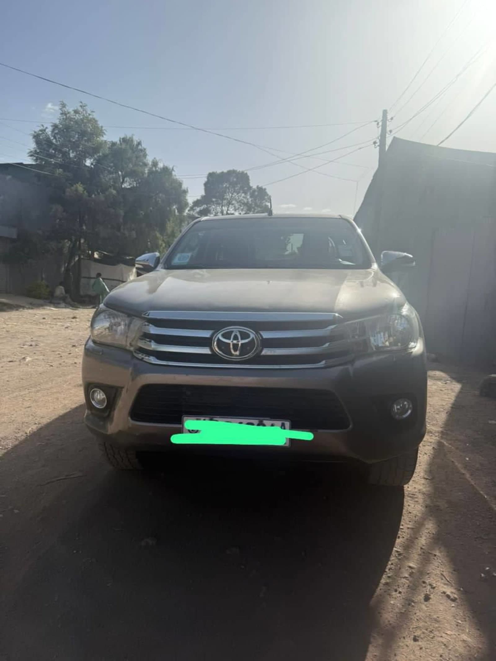 2017 Toyota Hilux Revo โ photo 3