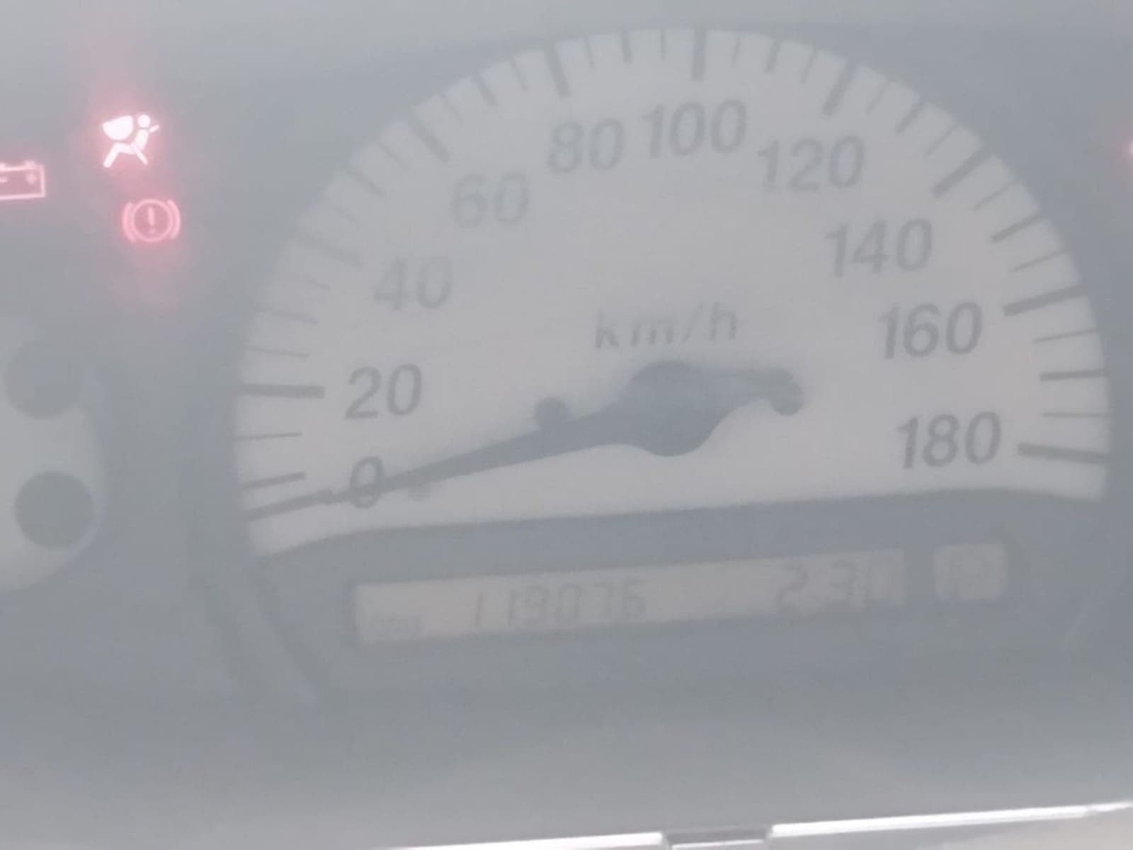 2005 Toyota Platz — photo 4