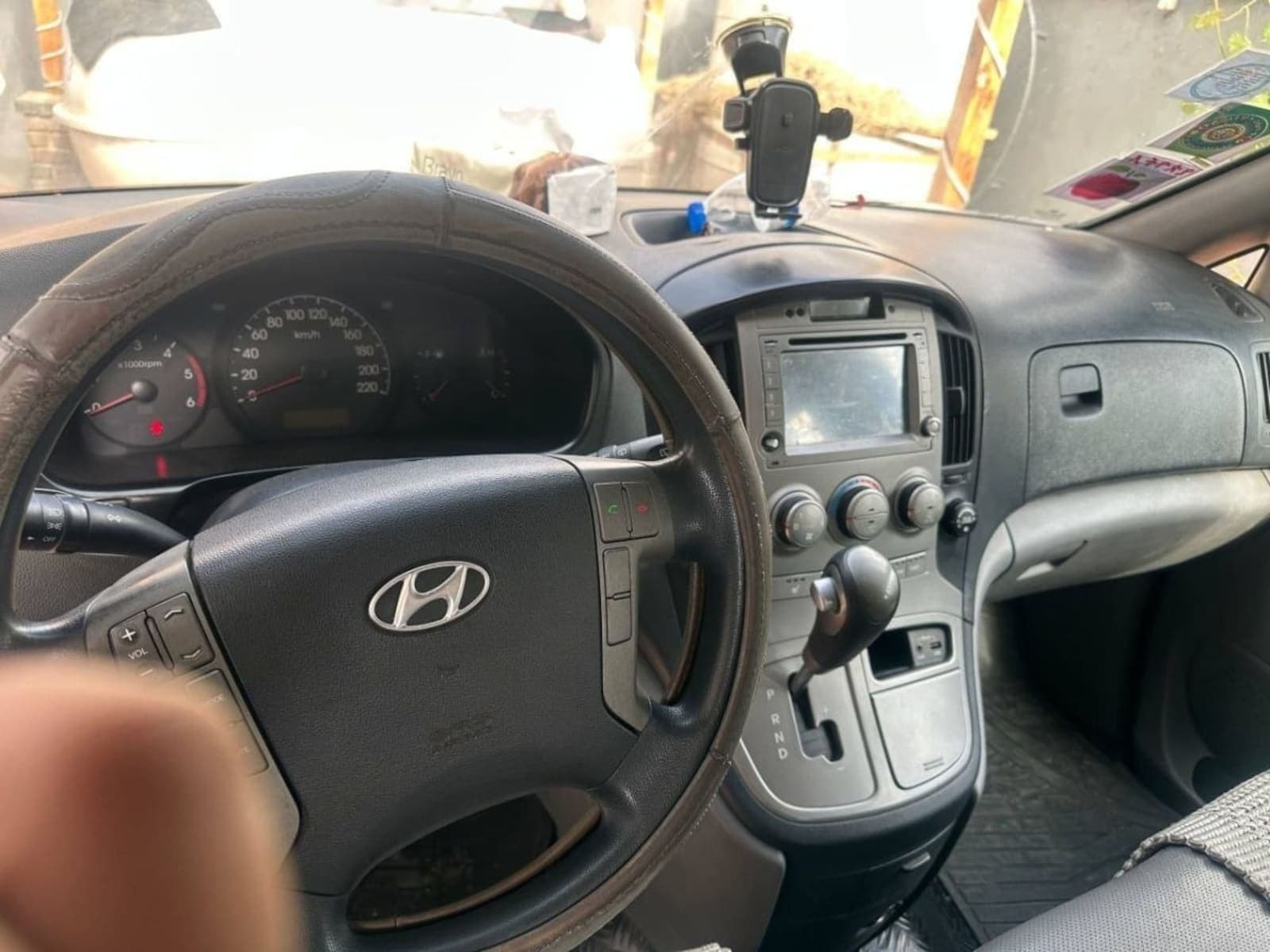 2015 Hyundai Grand Starex