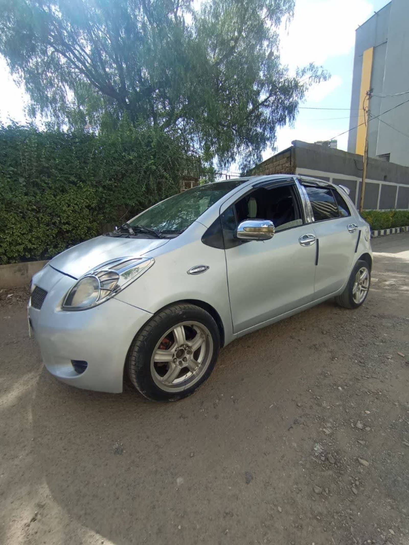 2007 Toyota Yaris Compact — photo 1