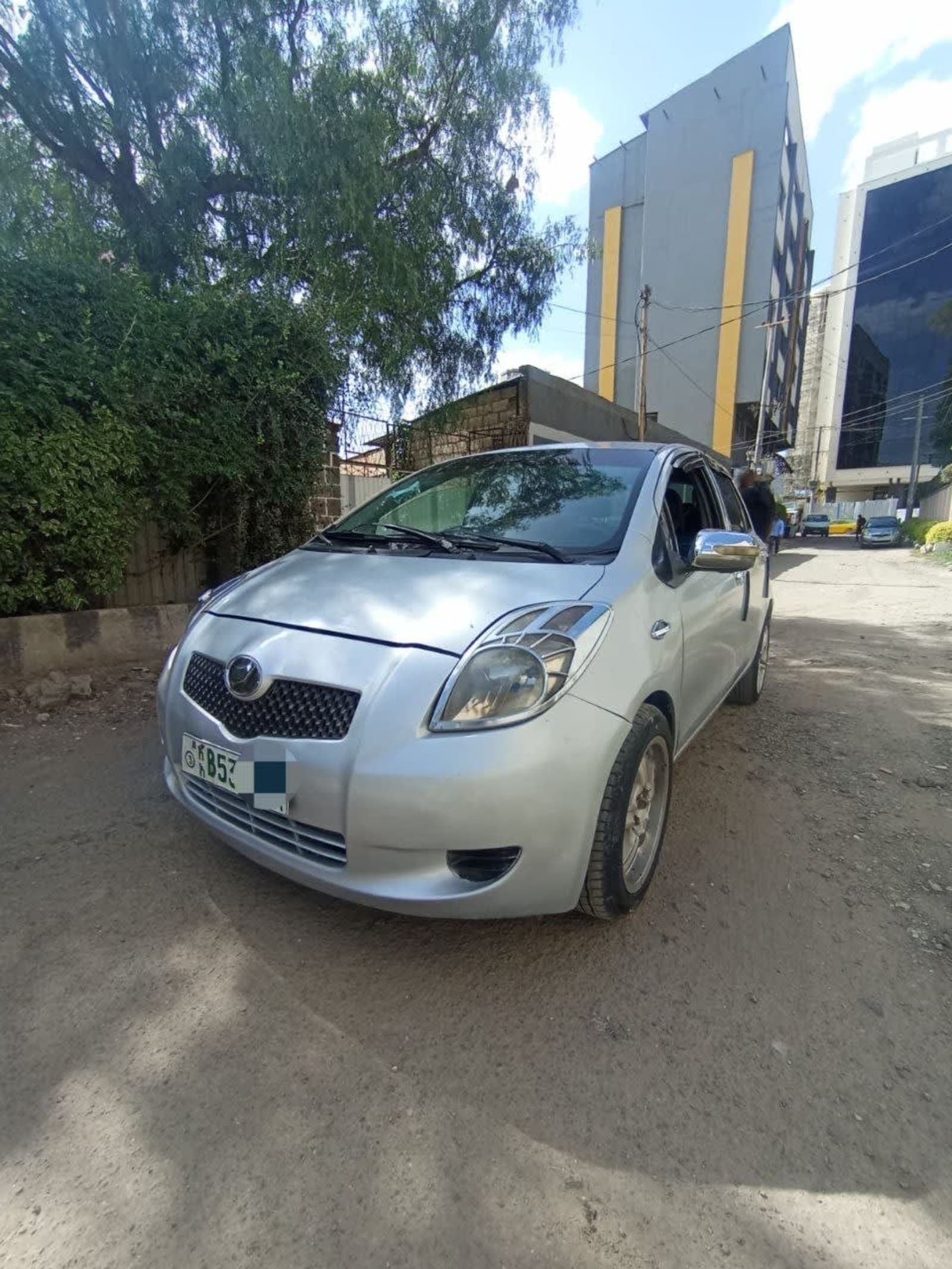 2007 Toyota Yaris Compact — photo 3