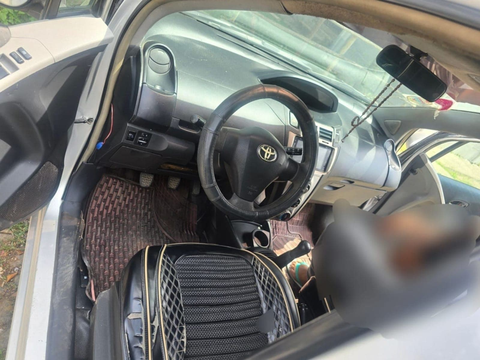 2006 Toyota Yaris Compact — photo 3