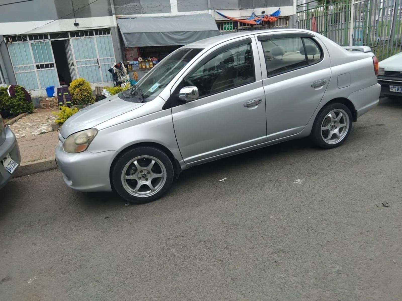 2005 TOYOTA PLATZ — photo 5