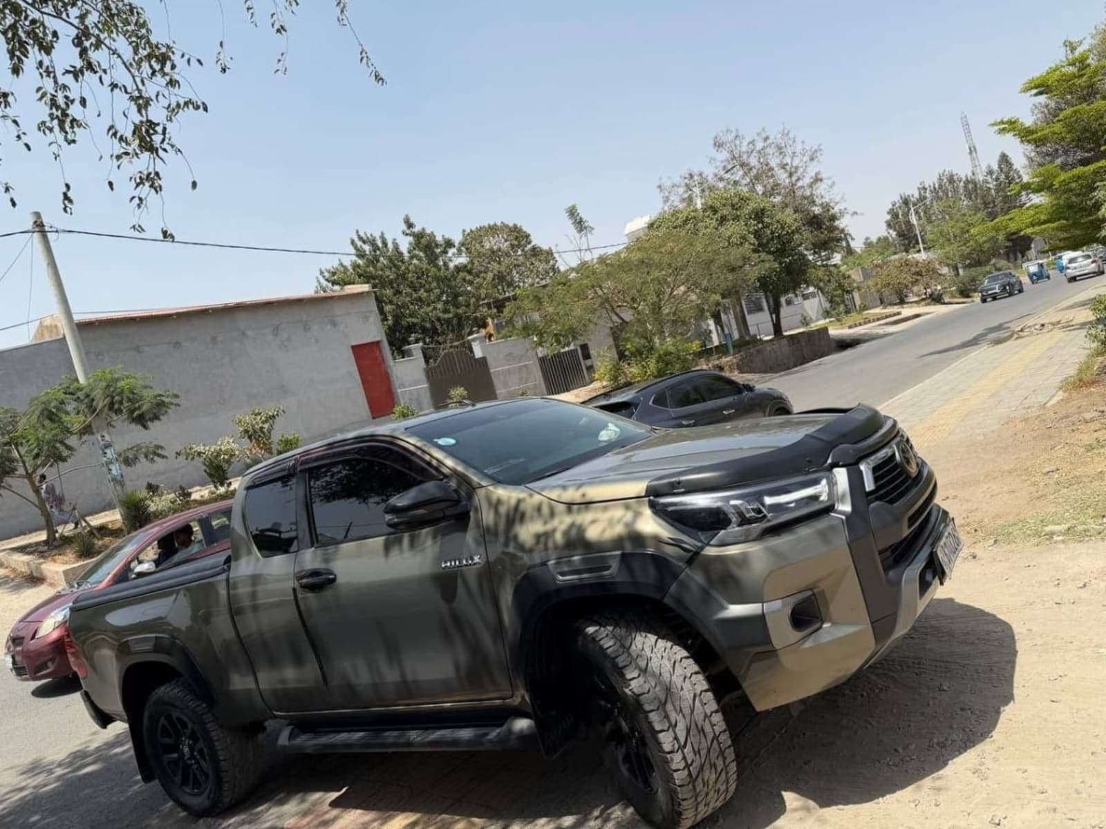 2021 Toyota Hilux Invincible X-Cab — photo 4