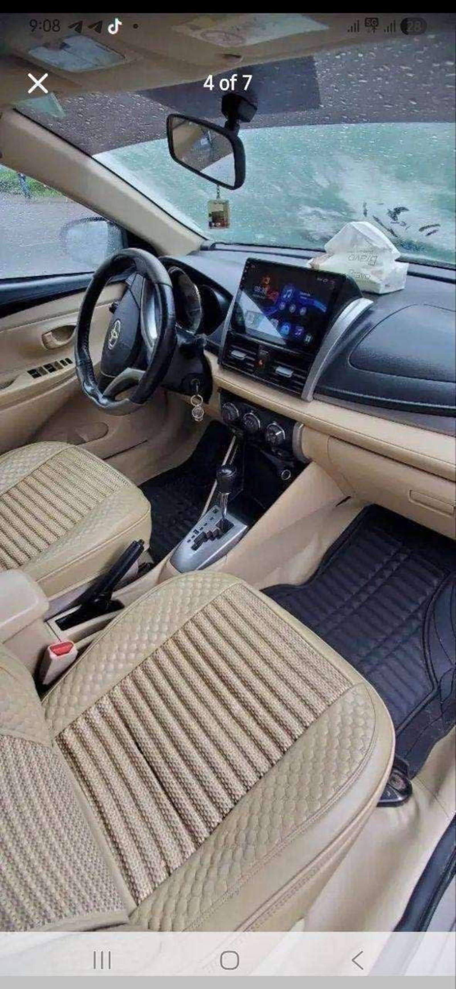 2014 Toyota Yaris Sedan — photo 3