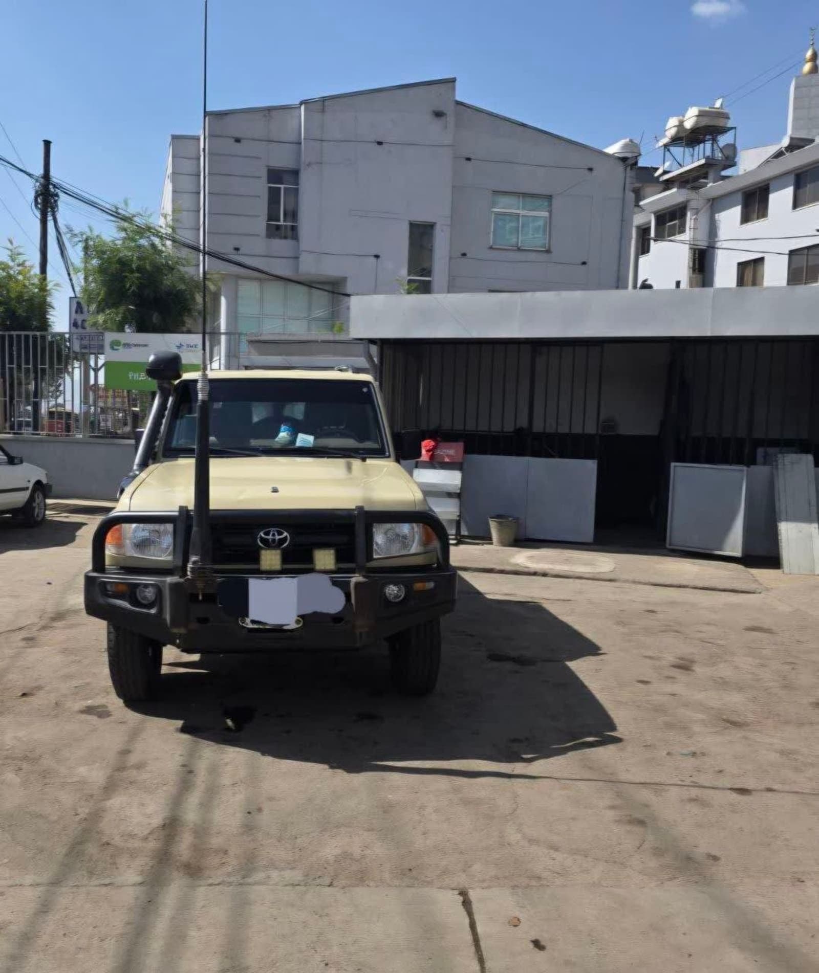 2020 Toyota Land Cruiser Mark II Landcruiser Double Cab — photo 4