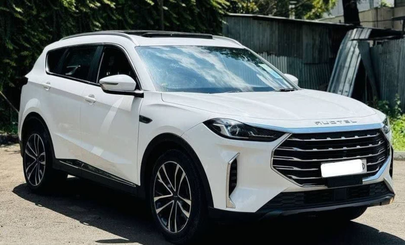 2023 JETOUR X70 Plus — photo 2