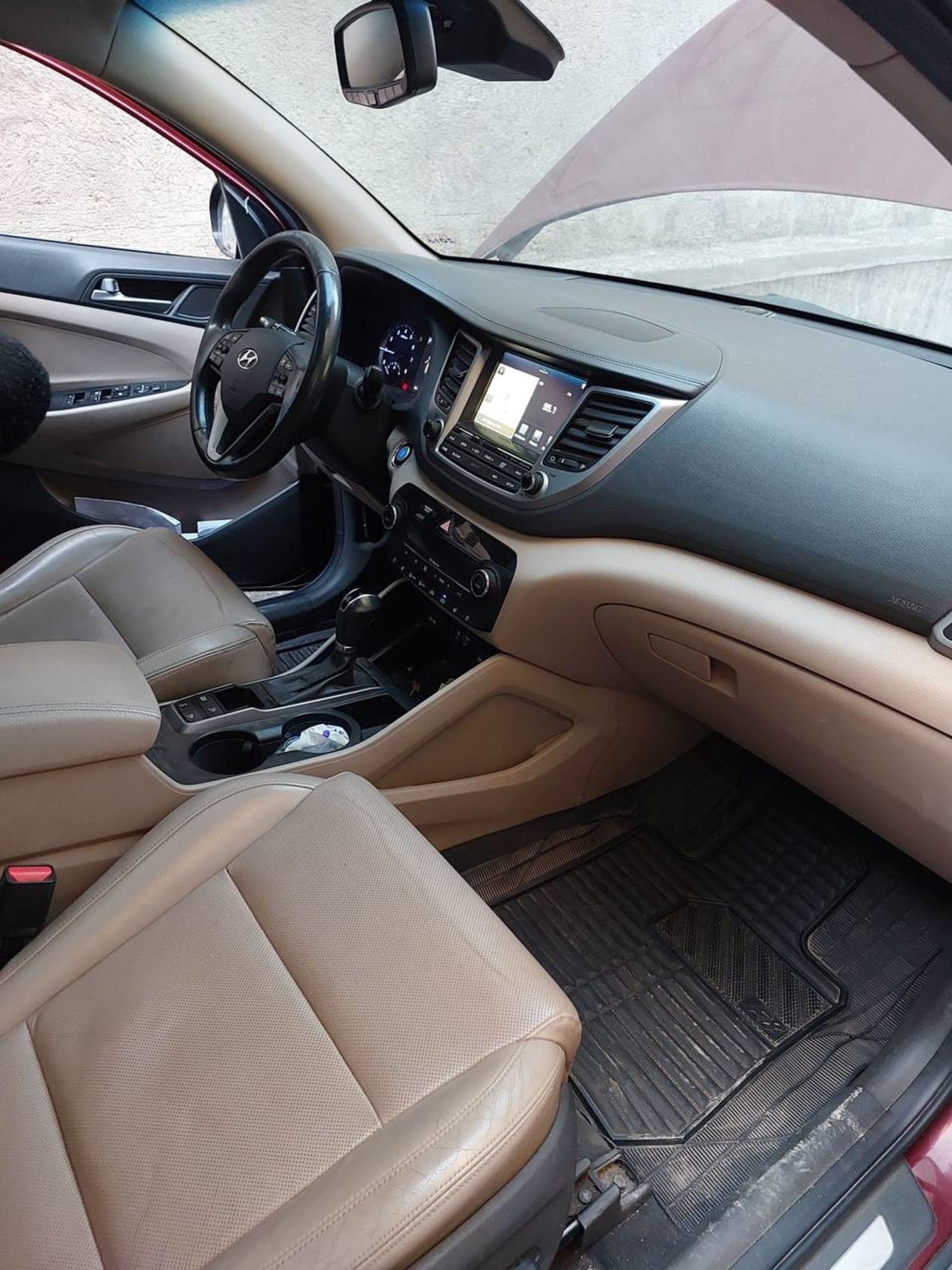 2017 Hyundai Tucson — photo 2