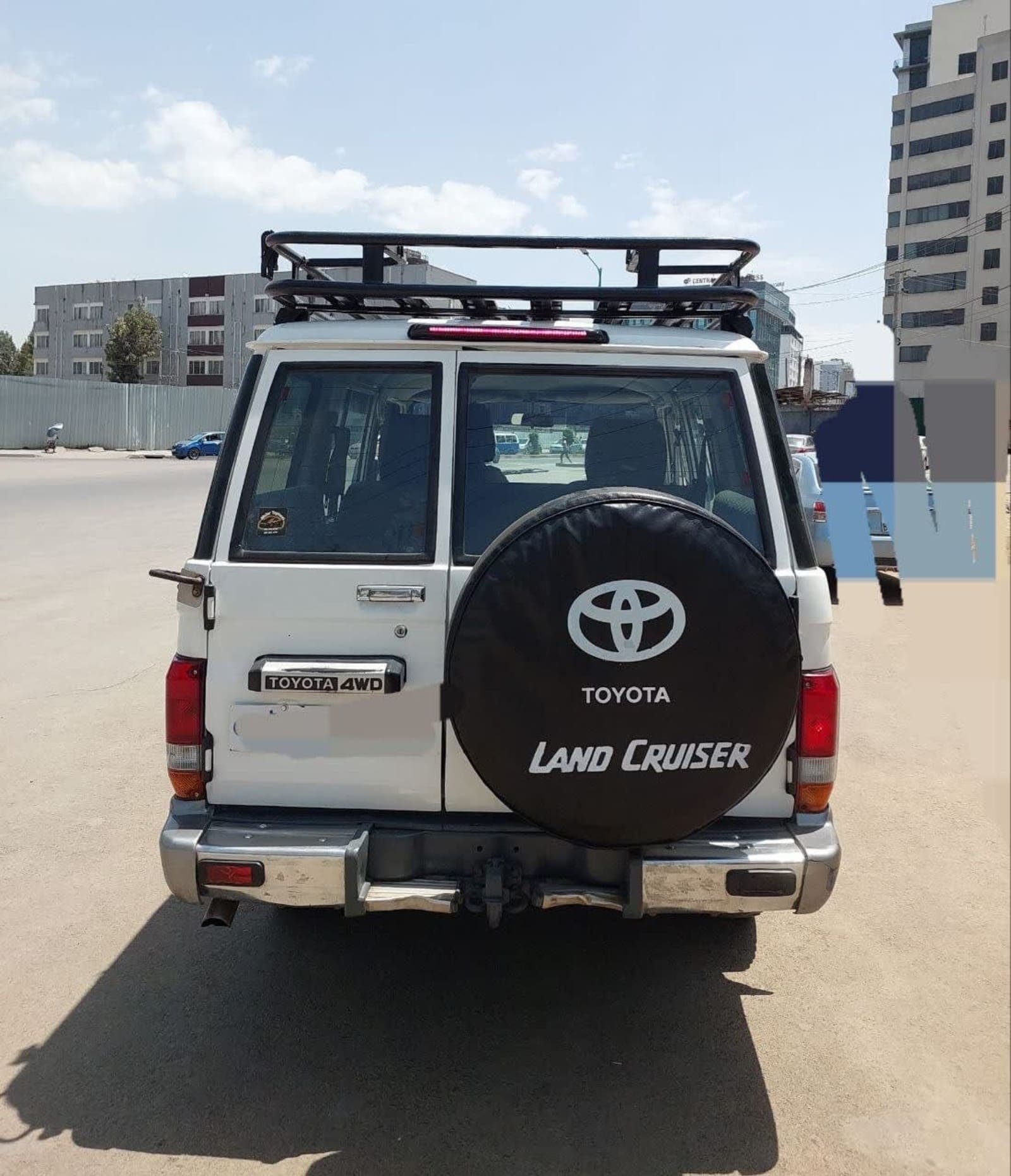 2009 Toyota LandCruiser Mark II — photo 2