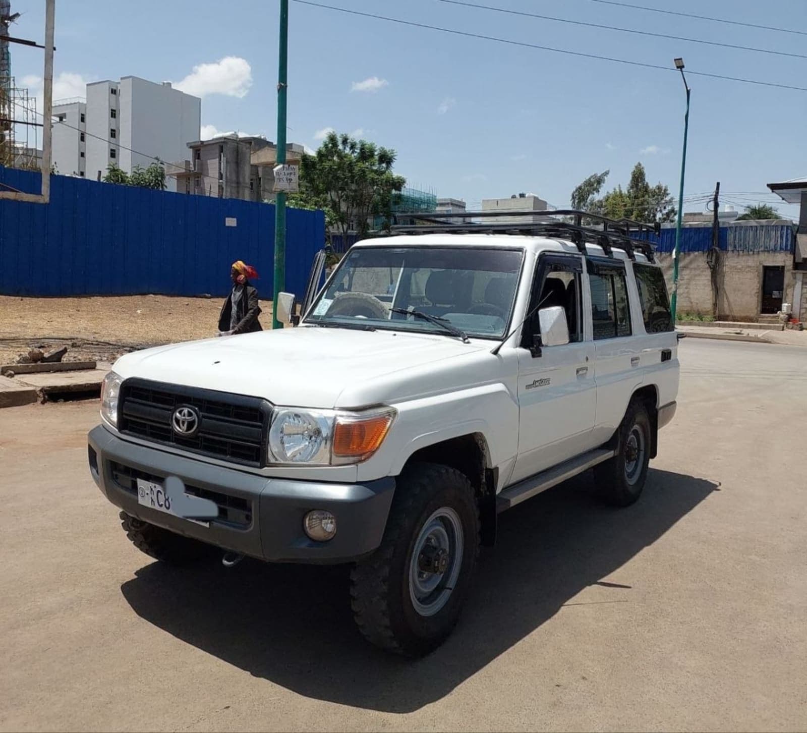2009 Toyota LandCruiser Mark II — photo 7